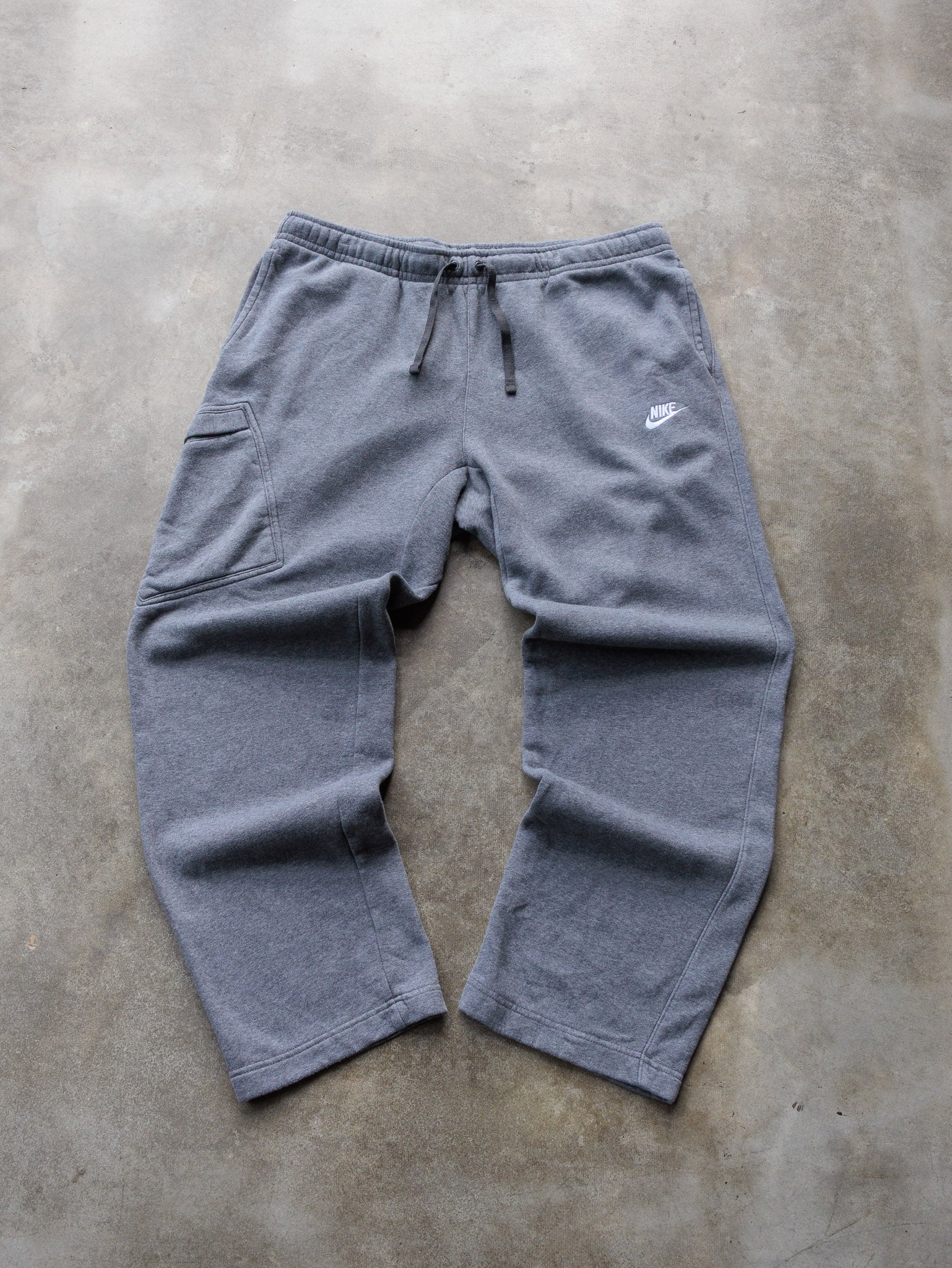 Vintage Grey Nike Pants (XL)