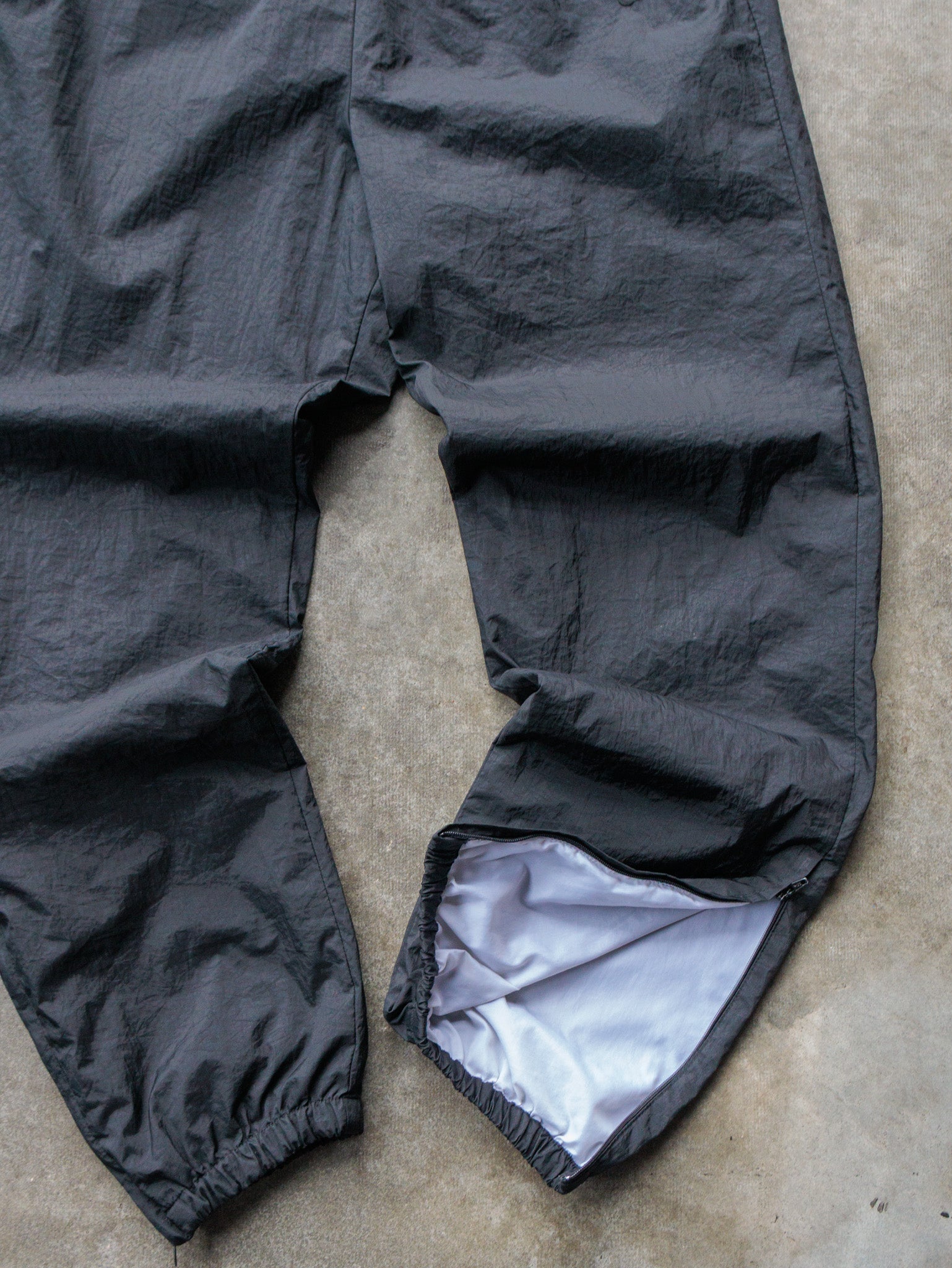 Vintage 90s Black Nike Track Pants (Women's M)