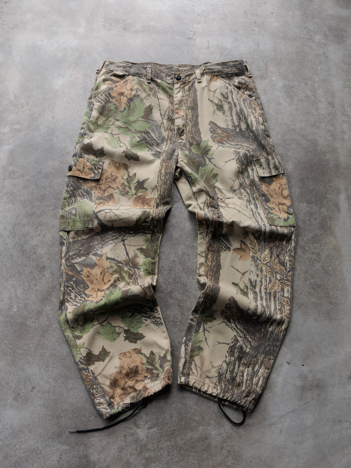 Vintage 90s Brown Realtree Camo Liberty Cargo Pants (L)