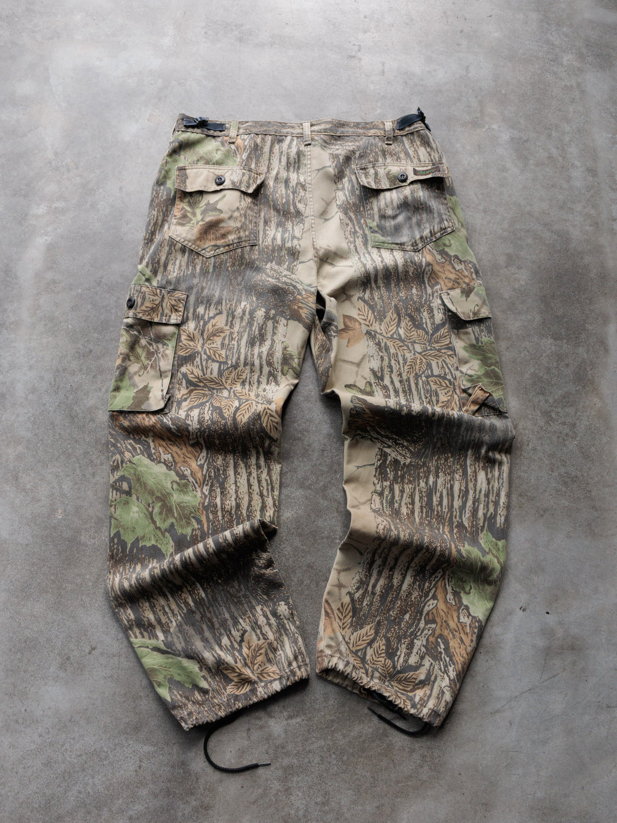 Vintage 90s Brown Realtree Camo Liberty Cargo Pants (L)