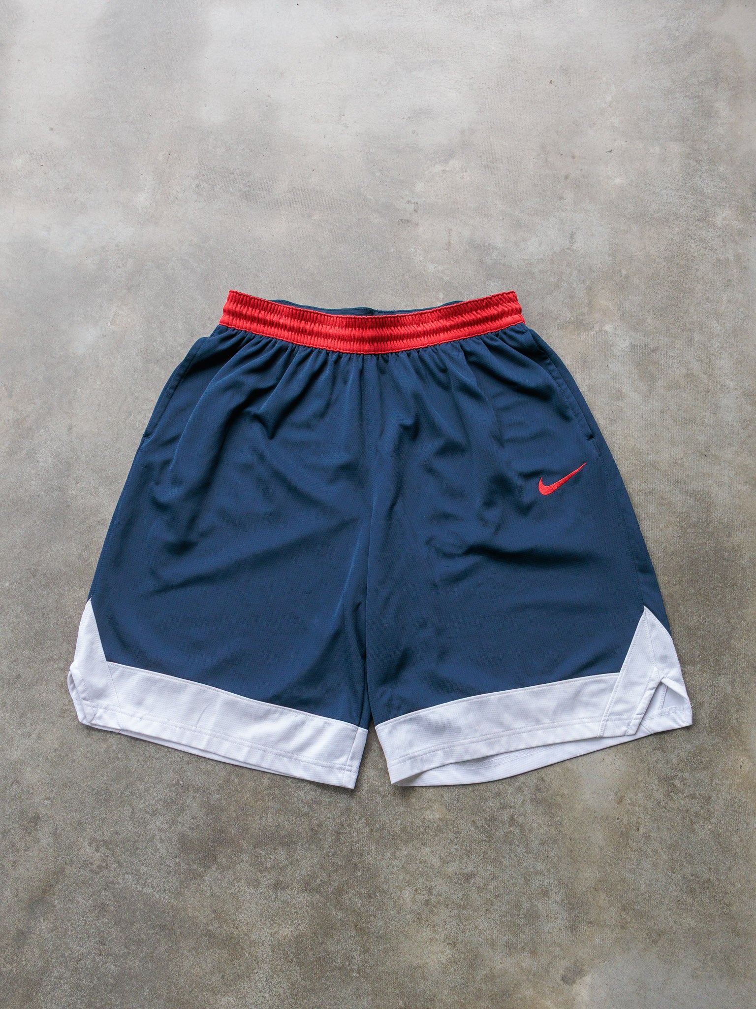 Vintage Navy Nike Shorts (XL)
