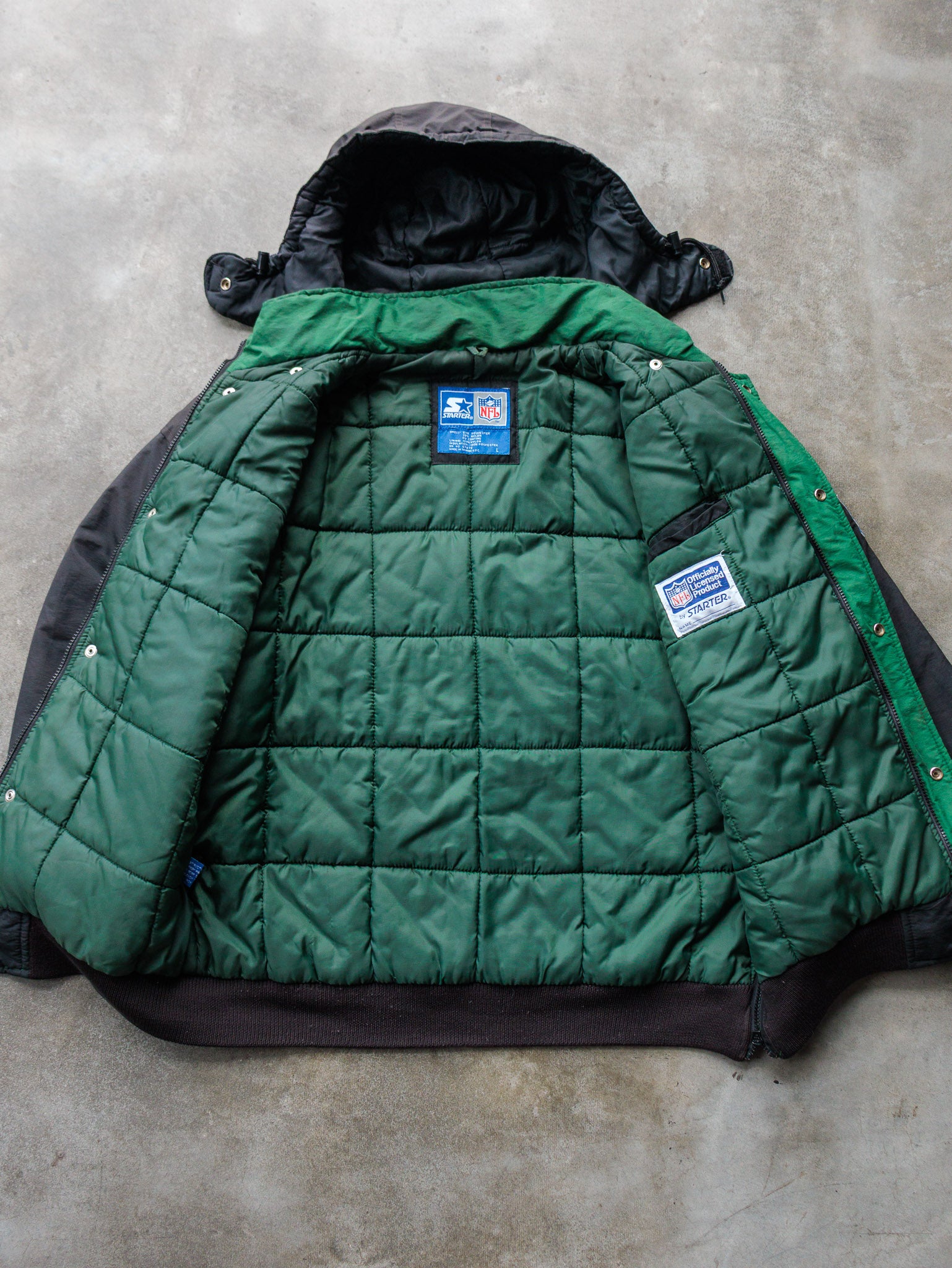 Vintage 90s Black Starter Green Bay Packers Puffer Jacket (L)