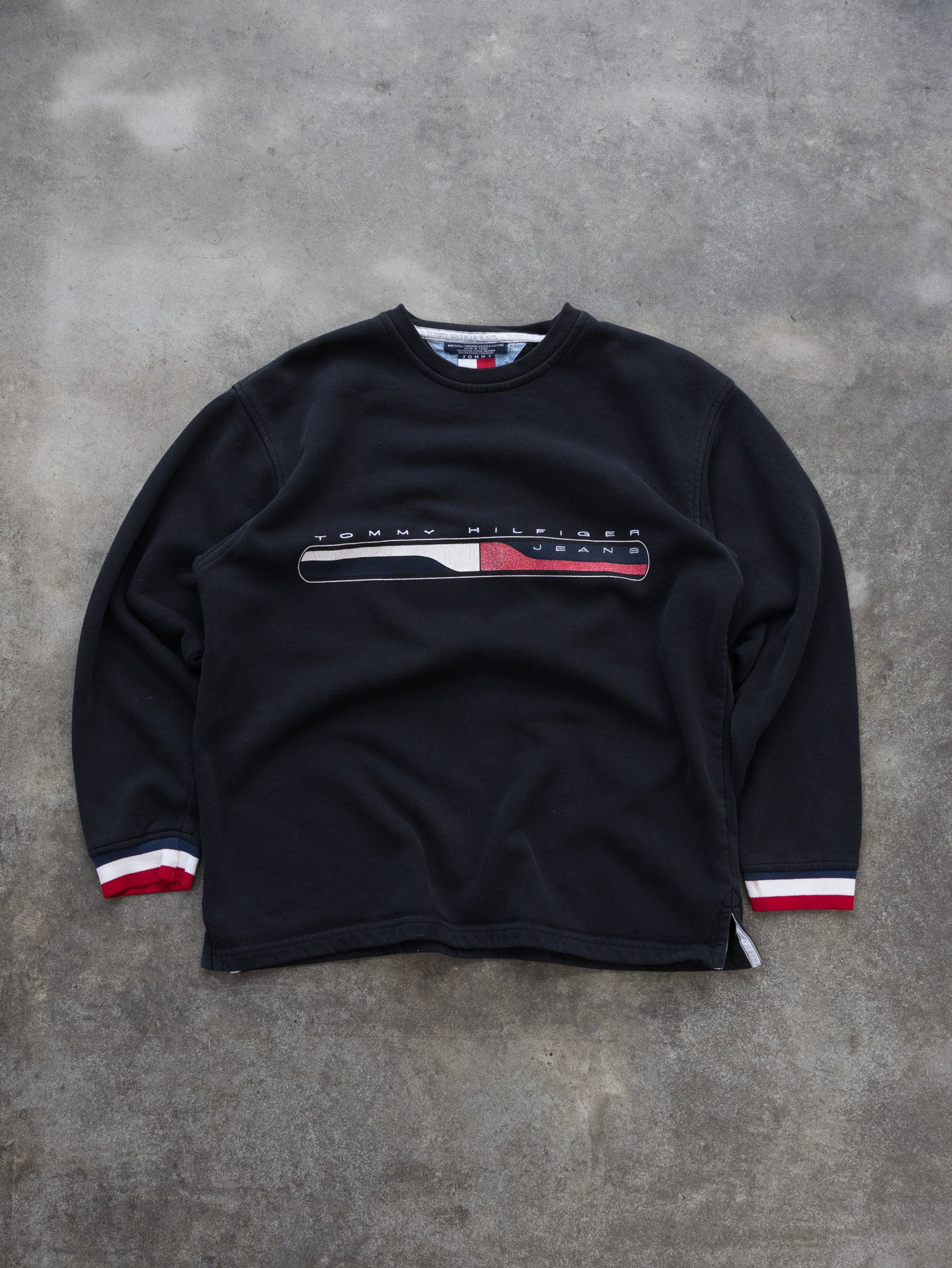 Vintage Black Tommy Hilfiger Jeans Sweatshirt (L)