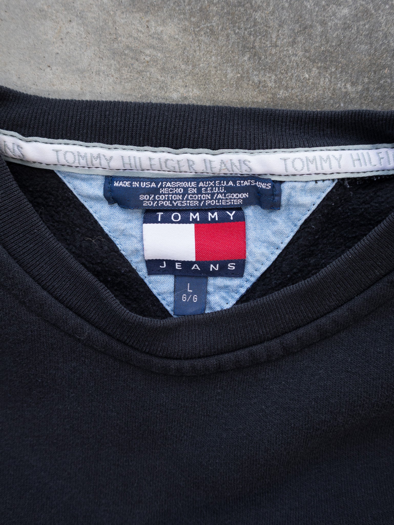 Vintage Black Tommy Hilfiger Jeans Sweatshirt (L)