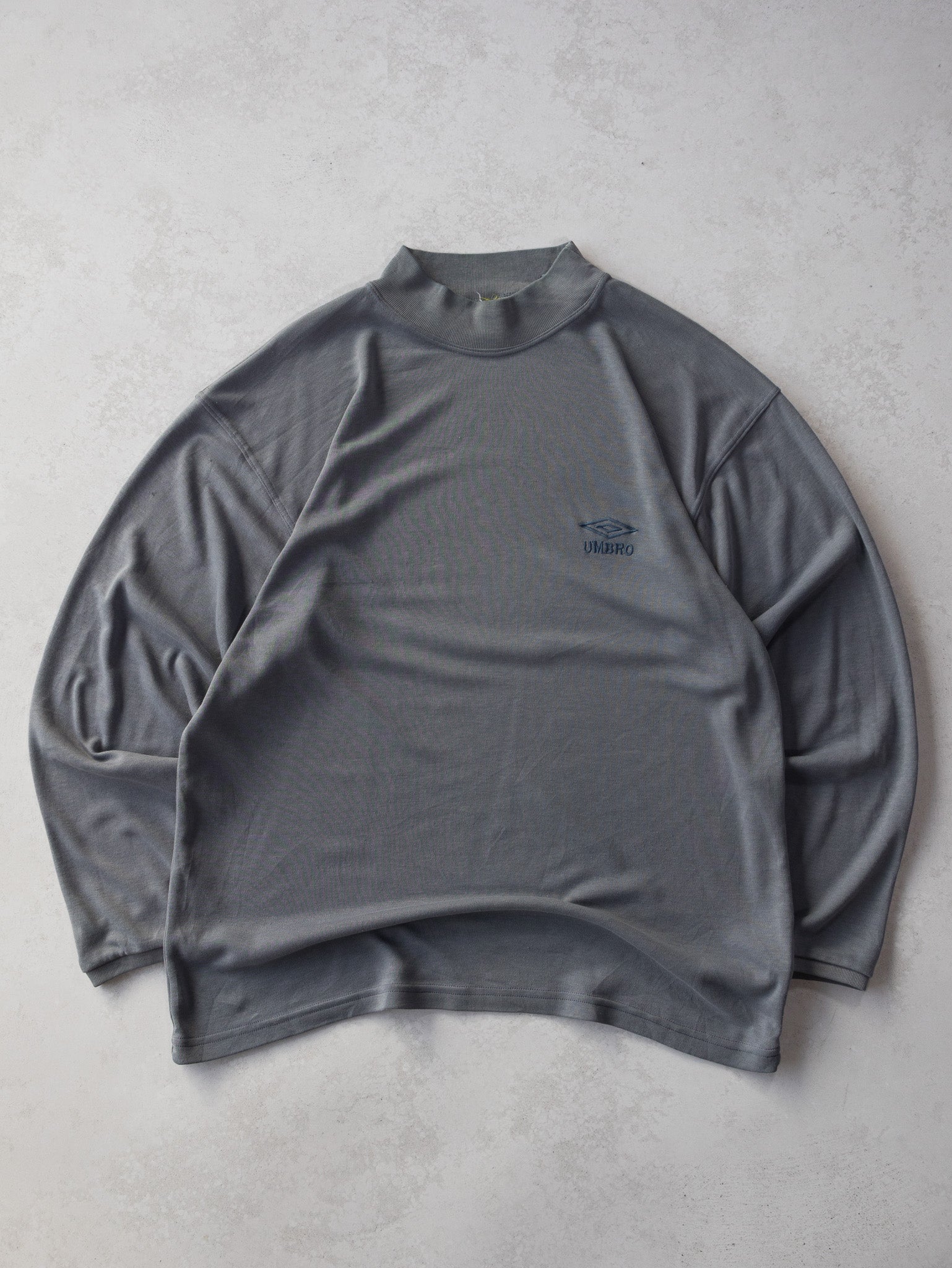 Vintage Umbro Mock Neck (2XL)