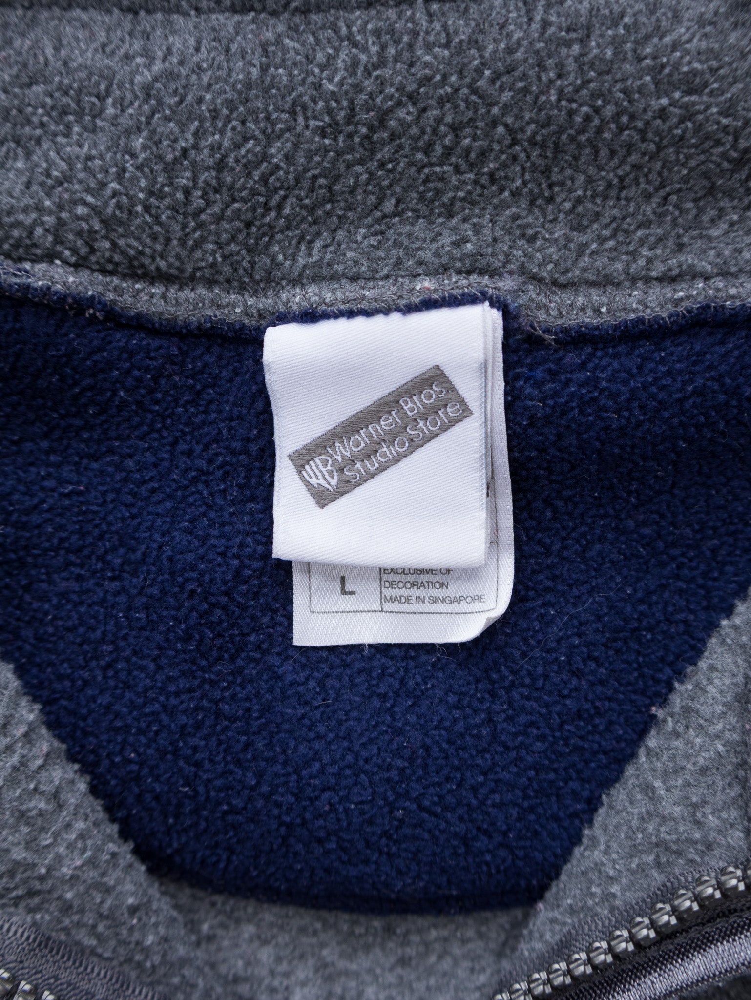 Vintage Grey Taz Warner Bros Fleece (L)