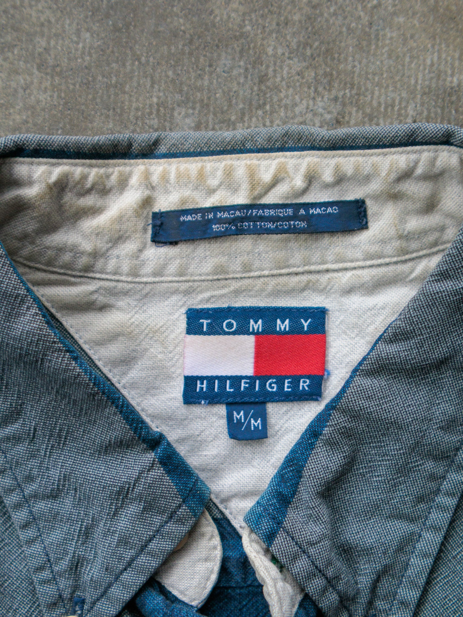 Vintage 90s Grey & Blue Tommy Hilfiger Shirt (M)