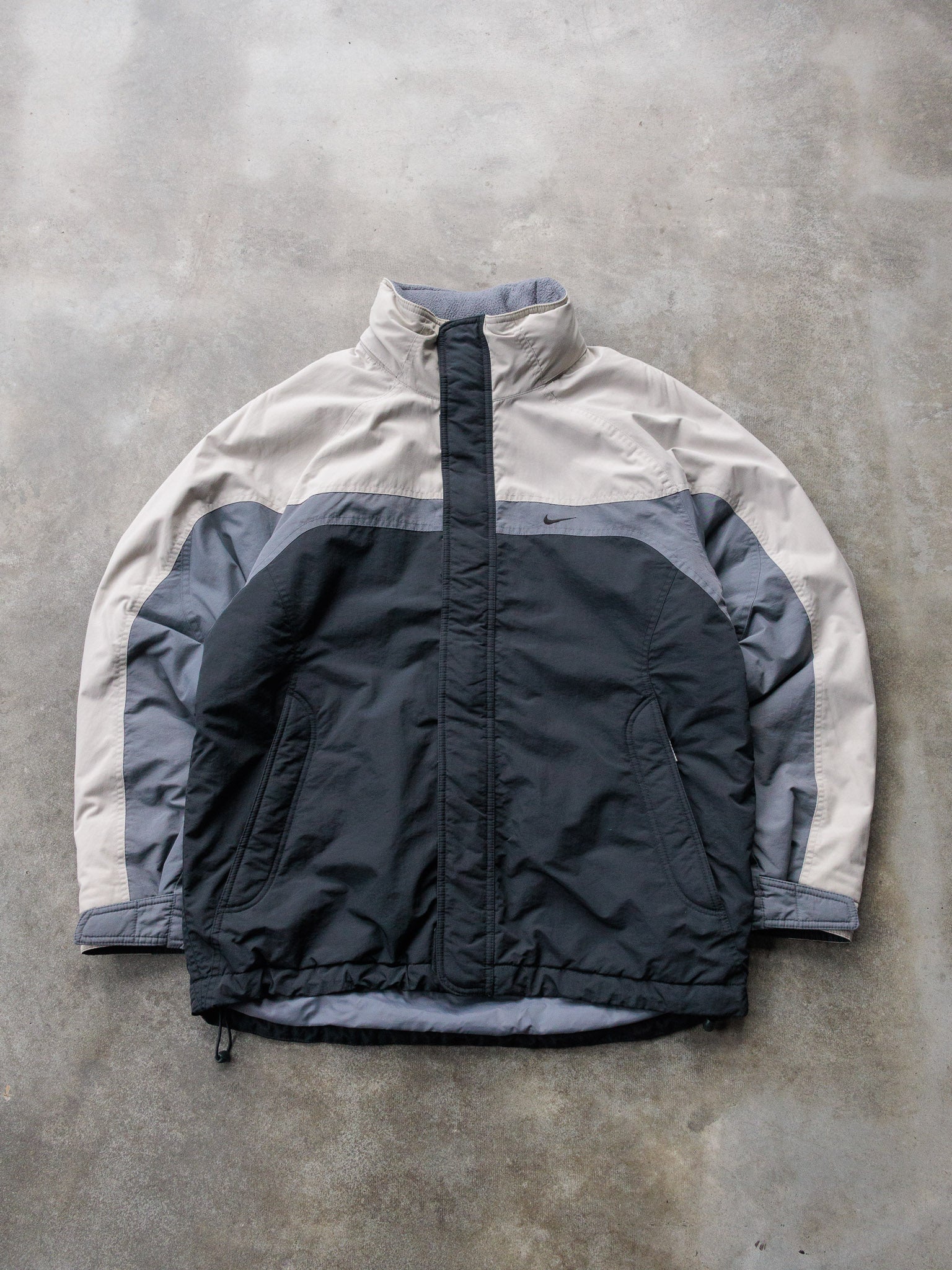 Vintage 00s Black, Grey & Beige Nike Jacket (M)