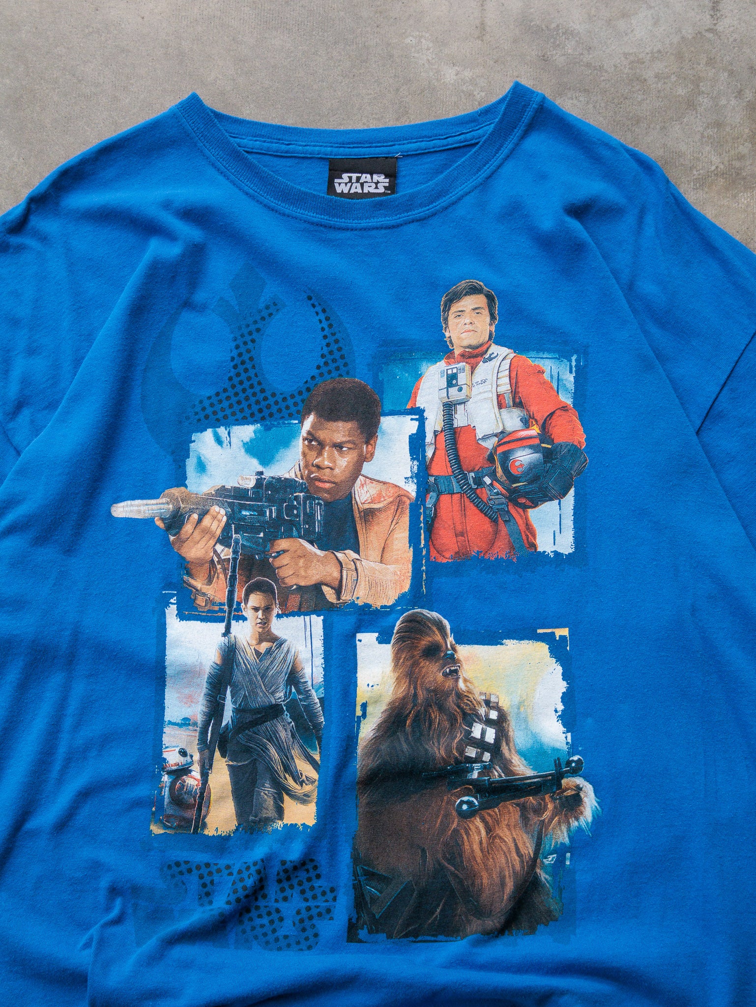 Vintage Star Wars The Force Awakens Graphic Tee (L)