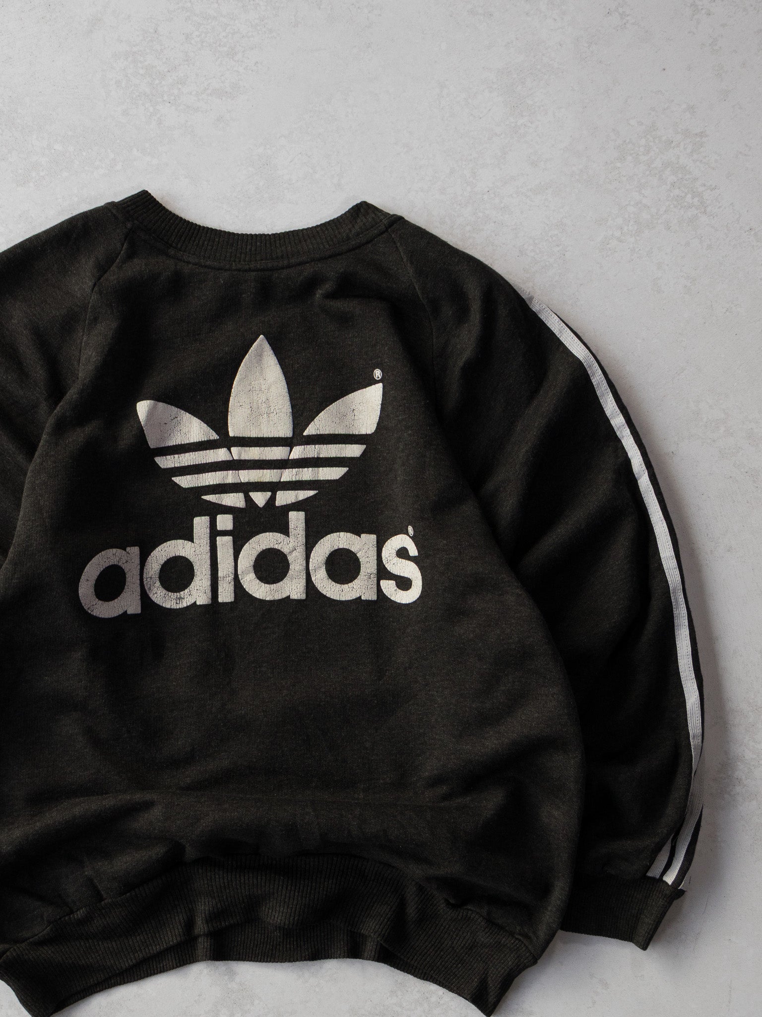 Vintage Adidas Logo 3-Stripe Sweatshirt (M)