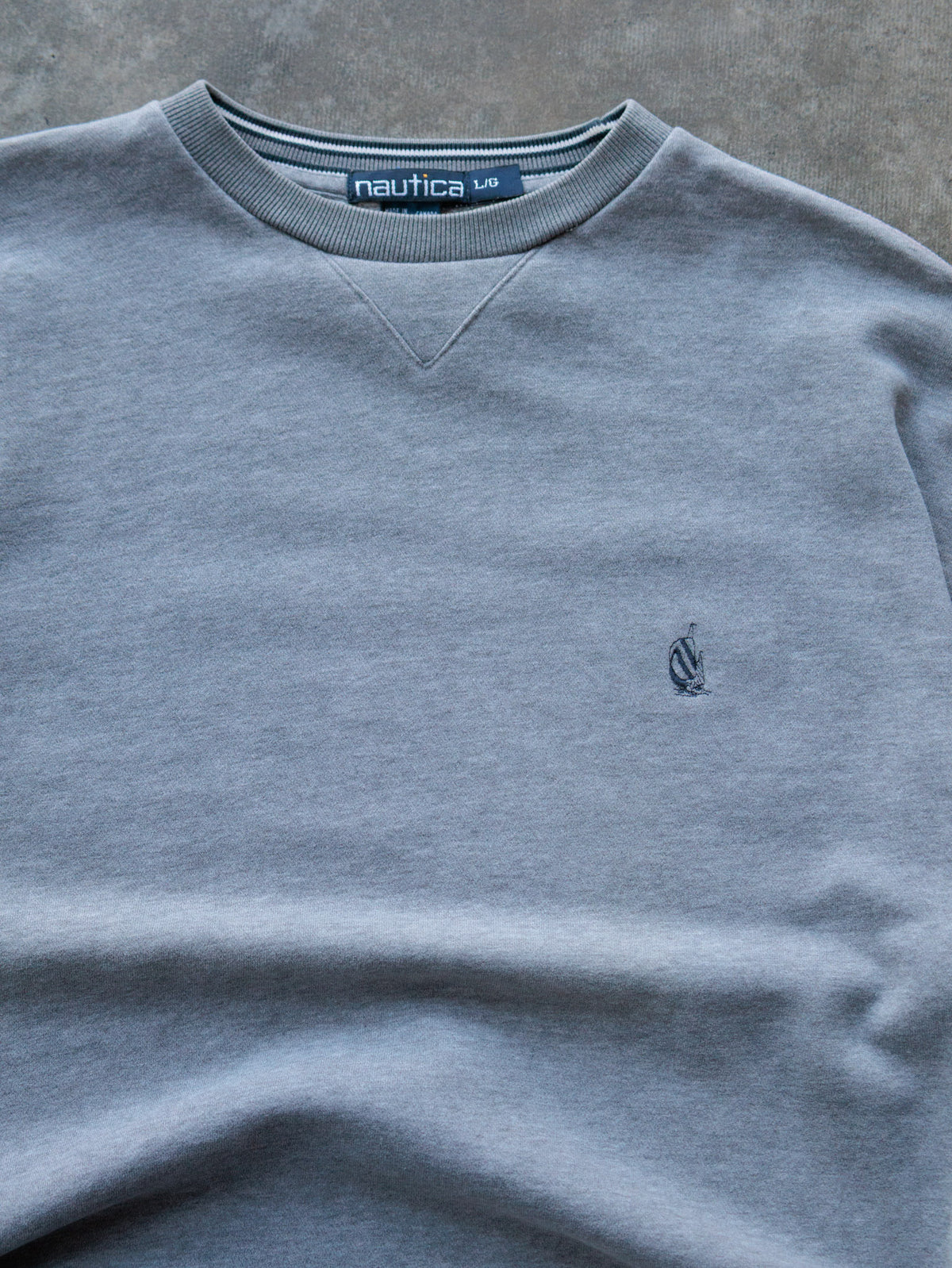 Vintage 90s Grey Nautica Sweatshirt (L)