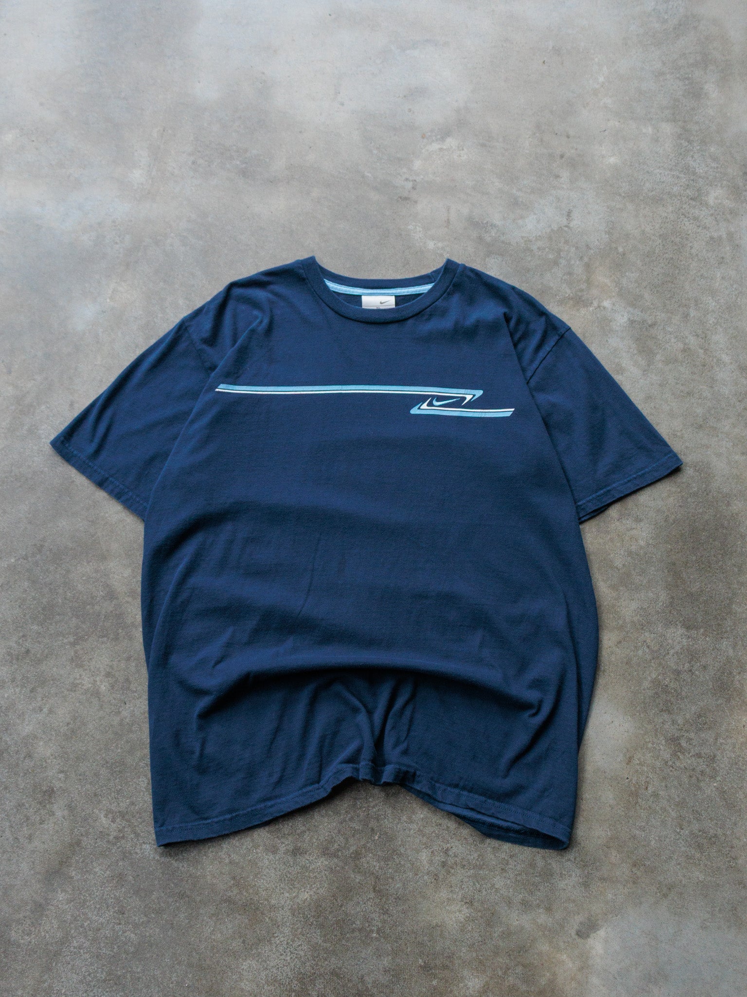 Vintage 00s Navy Nike Tee (XL)