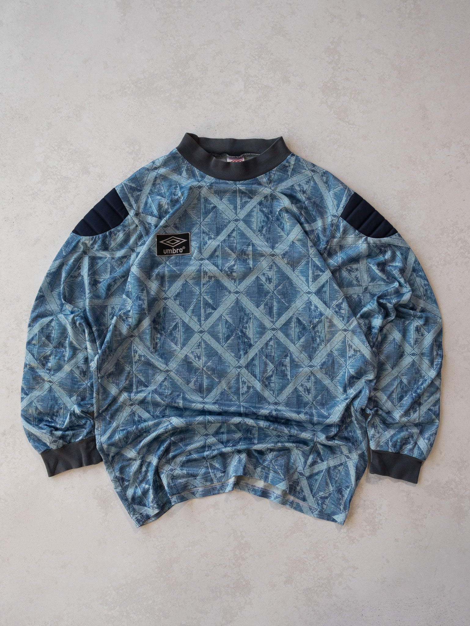 Vintage Umbro Football Jersey (XL)