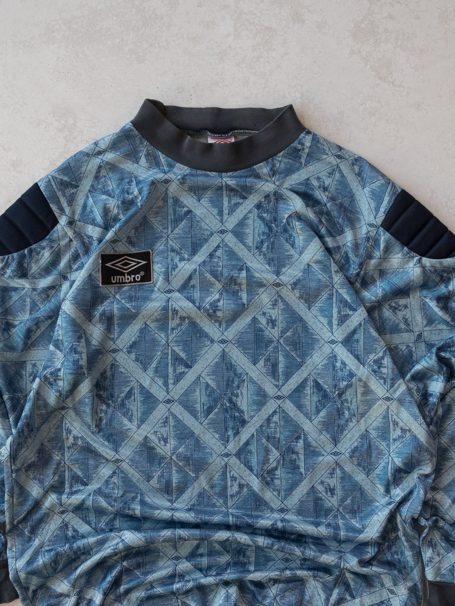 Vintage Umbro Football Jersey (XL)