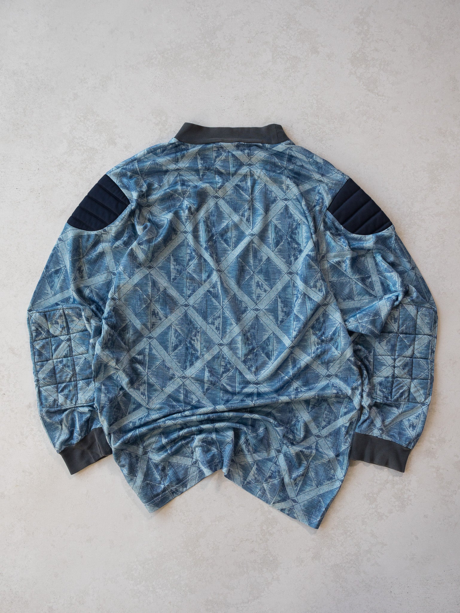 Vintage Umbro Football Jersey (XL)