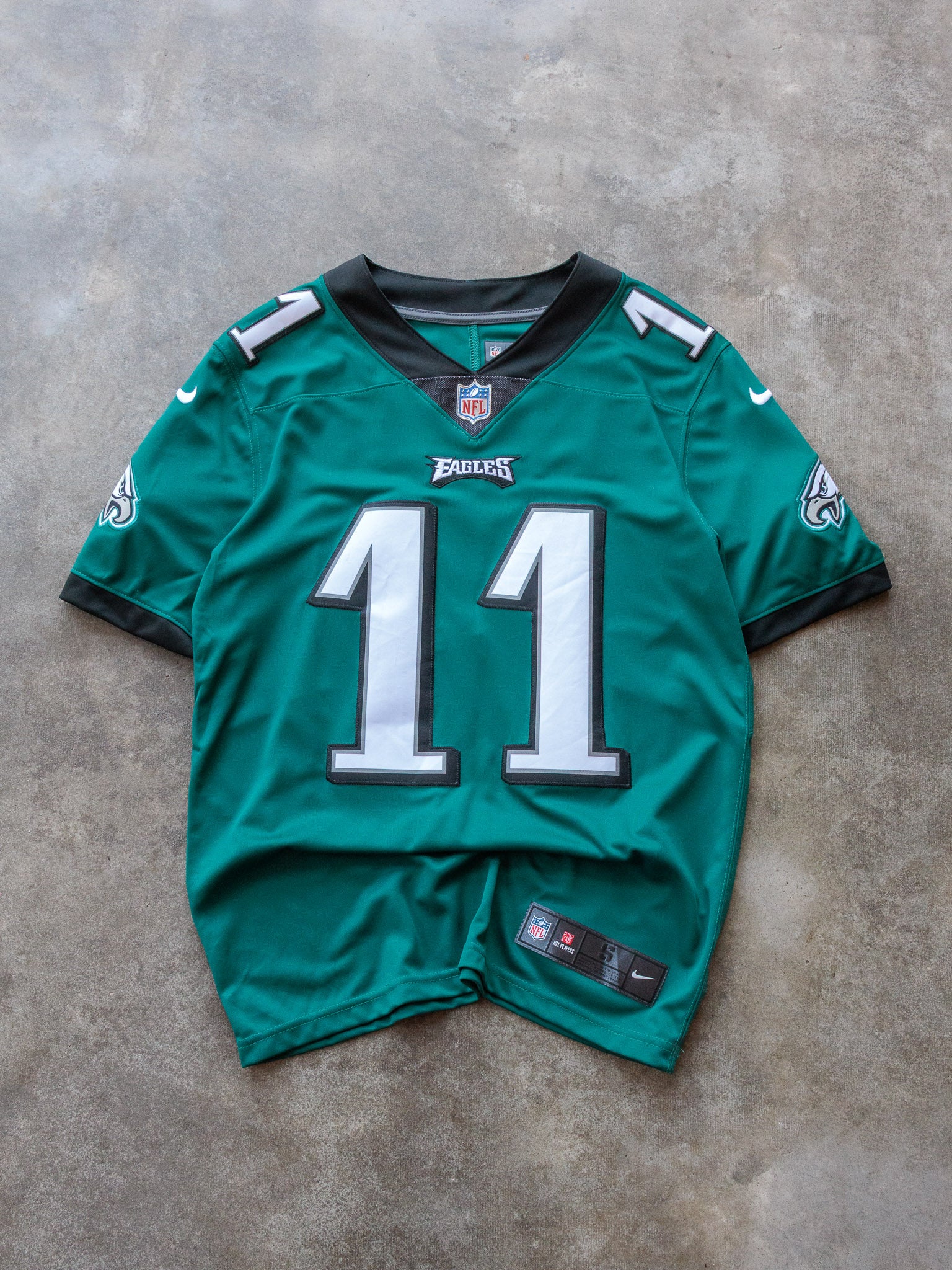 Nike Philadelphia Eagles Carson Wentz NFL Jersey (S)