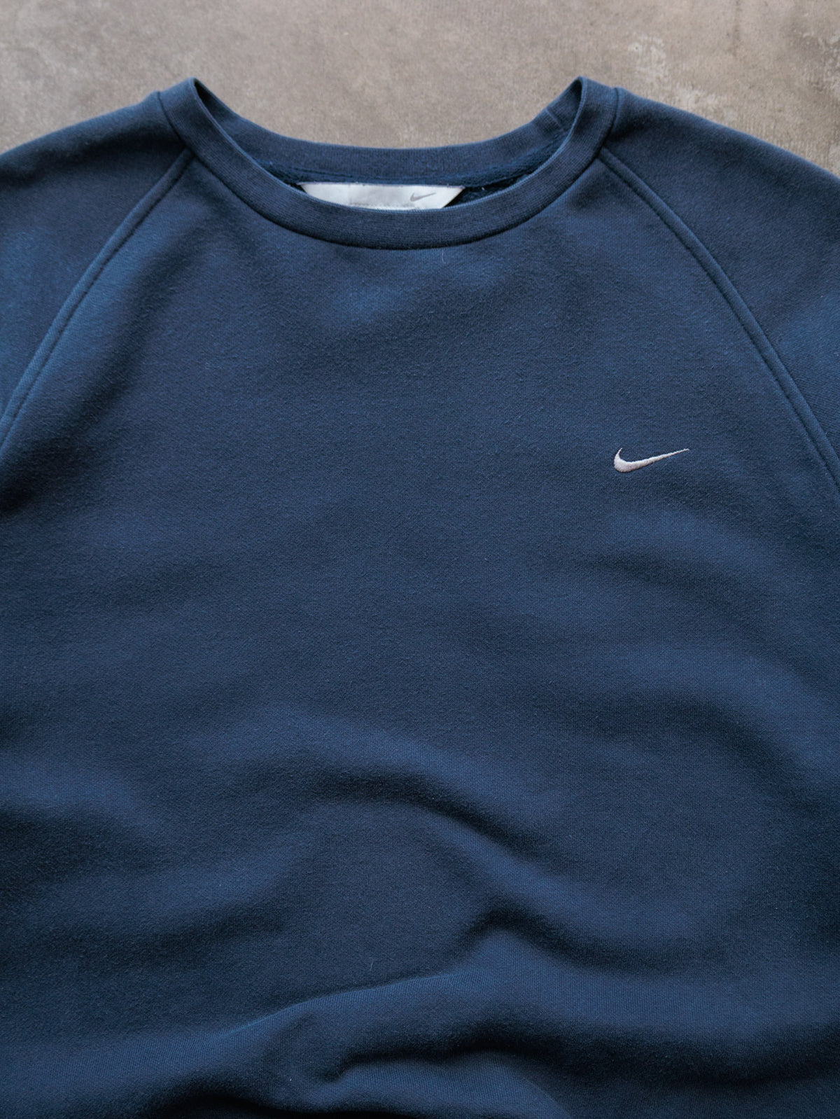 Vintage 00s Navy Nike Sweatshirt (L)