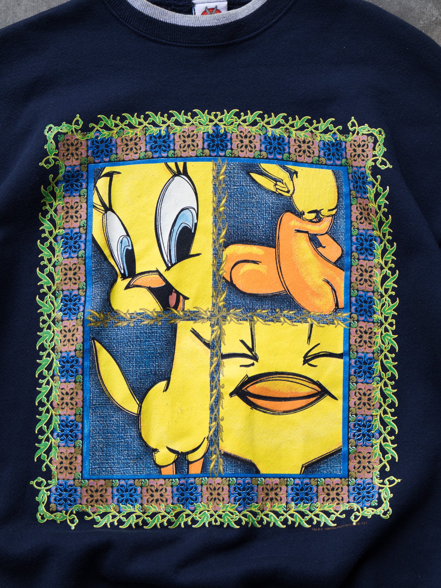 Vintage 1997 Navy Tweety Sweatshirt (XL)