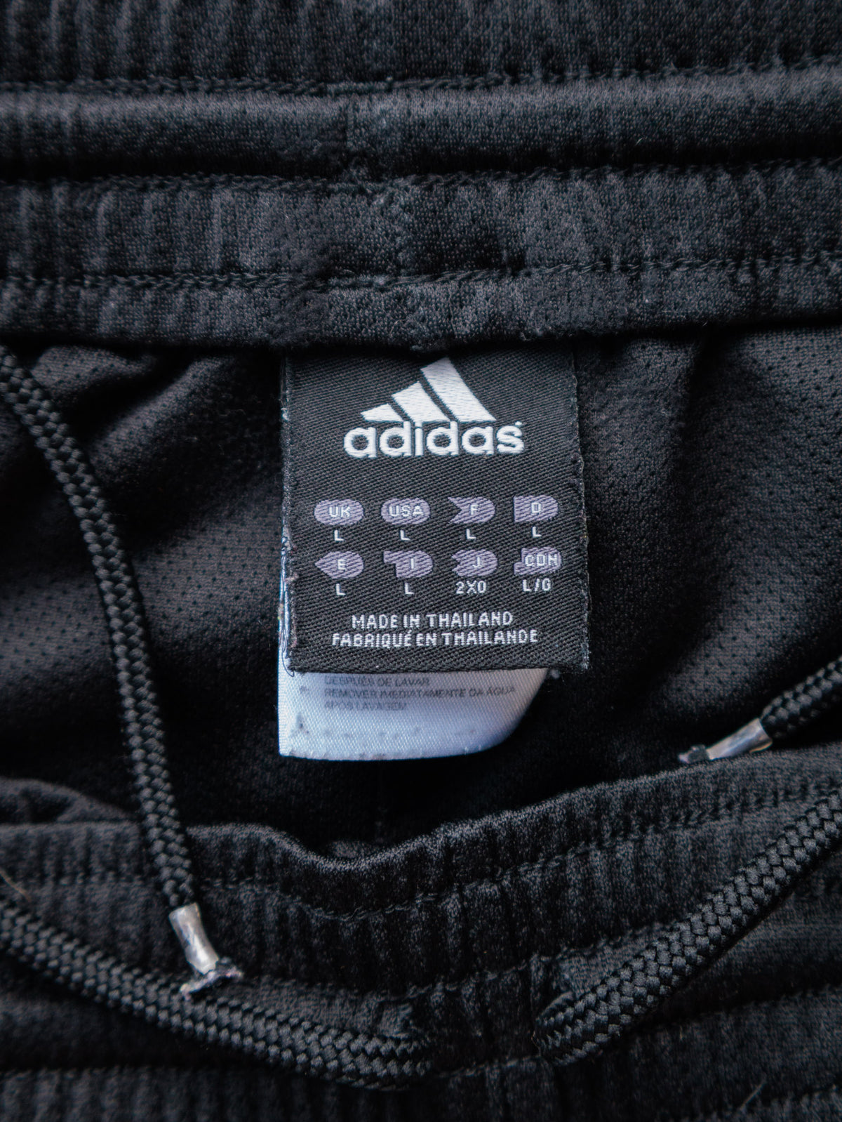 Vintage 00s Black Adidas Mesh Shorts (L)