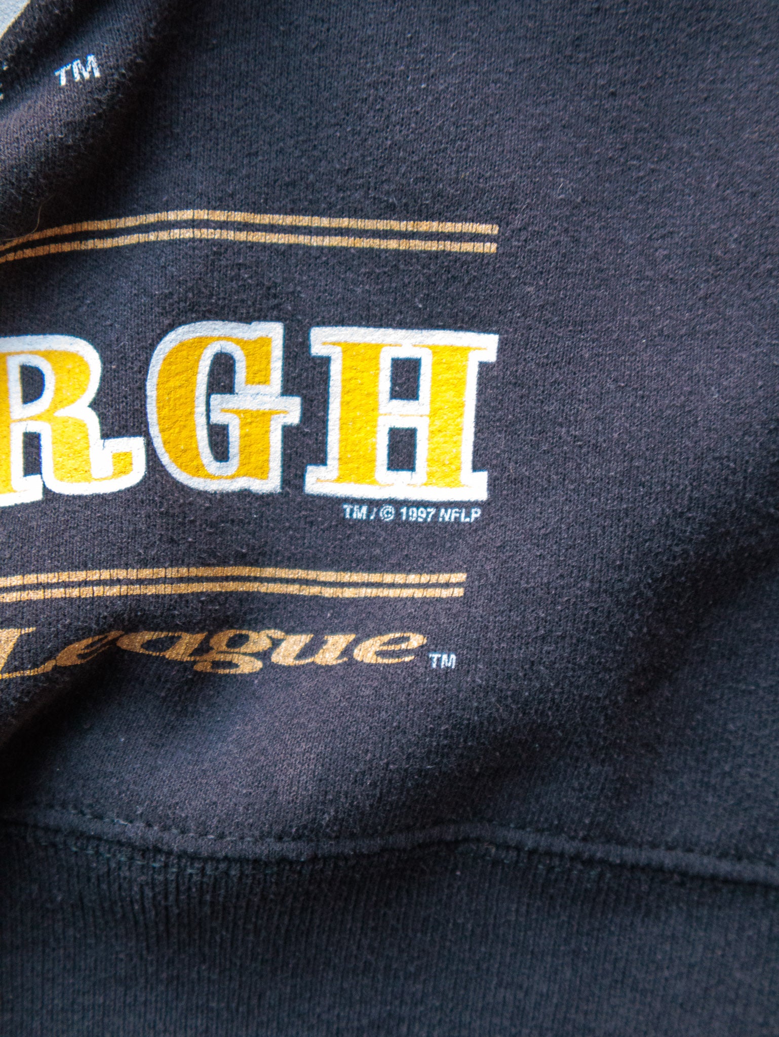 Vintage 1997 Lee Sport Pittsburgh Steelers Sweatshirt (M)