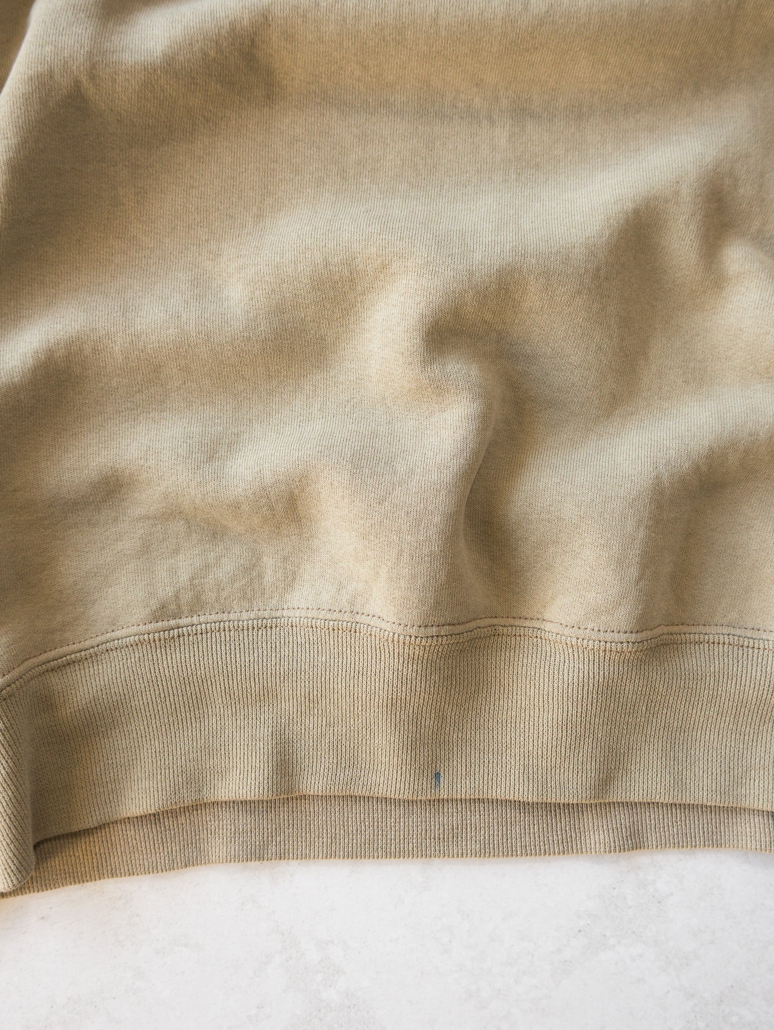 Vintage '90s Russell Blank Beige Sweatshirt (XL)