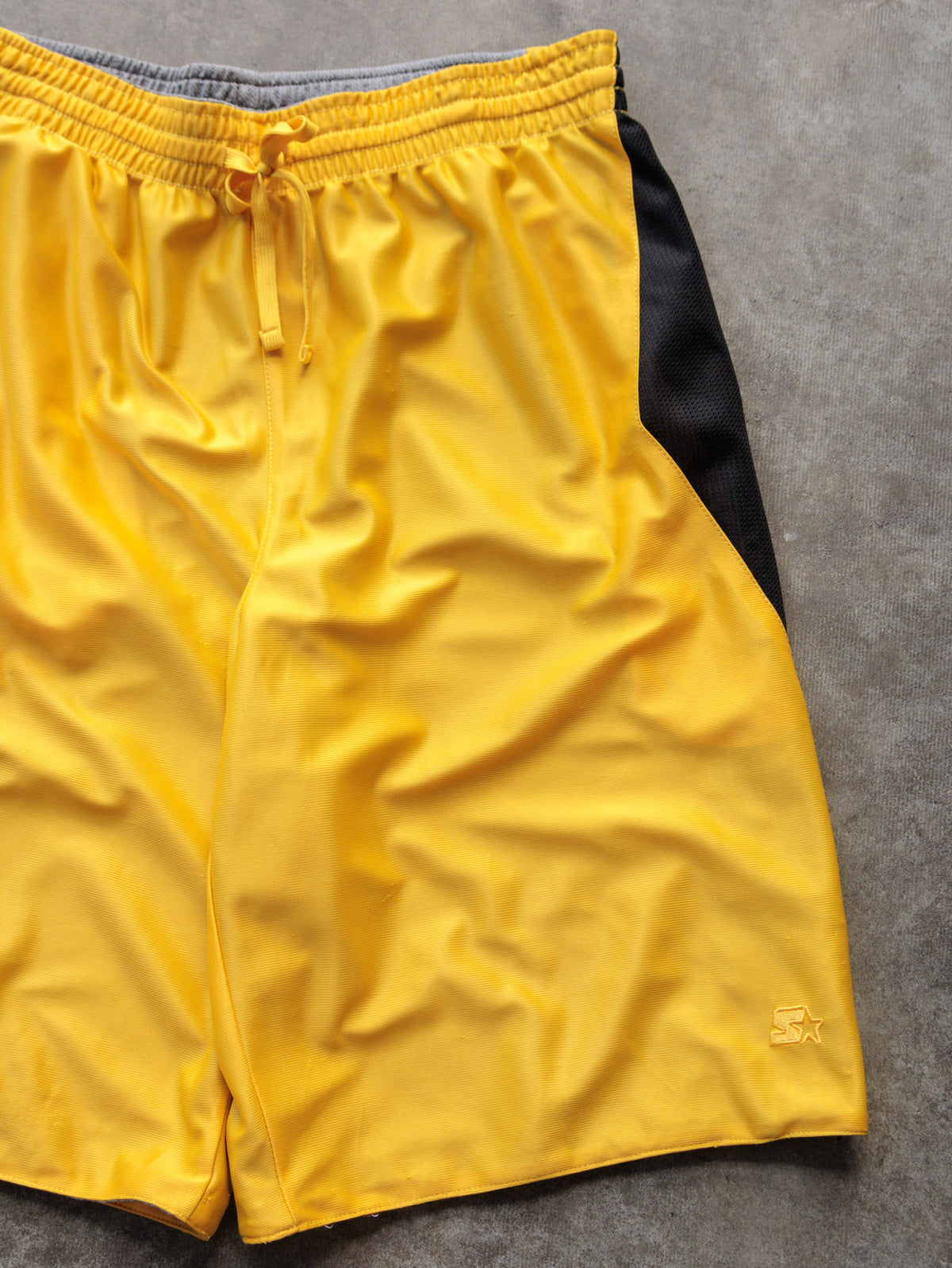Vintage Yellow & Grey Starter Reversible Mesh Shorts (-)