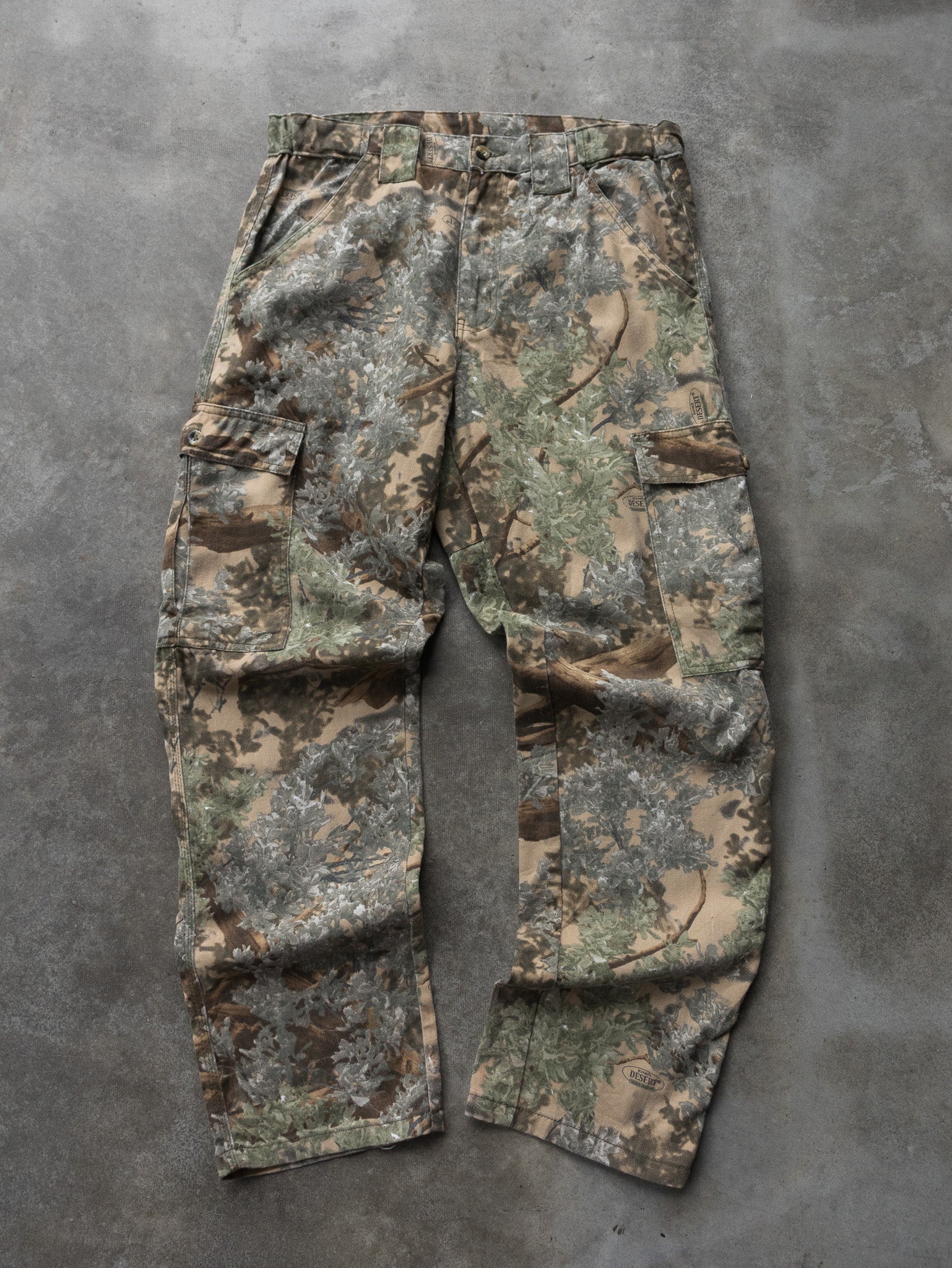 Vintage King's Camo Desert Shadow Cargo Pants (M)
