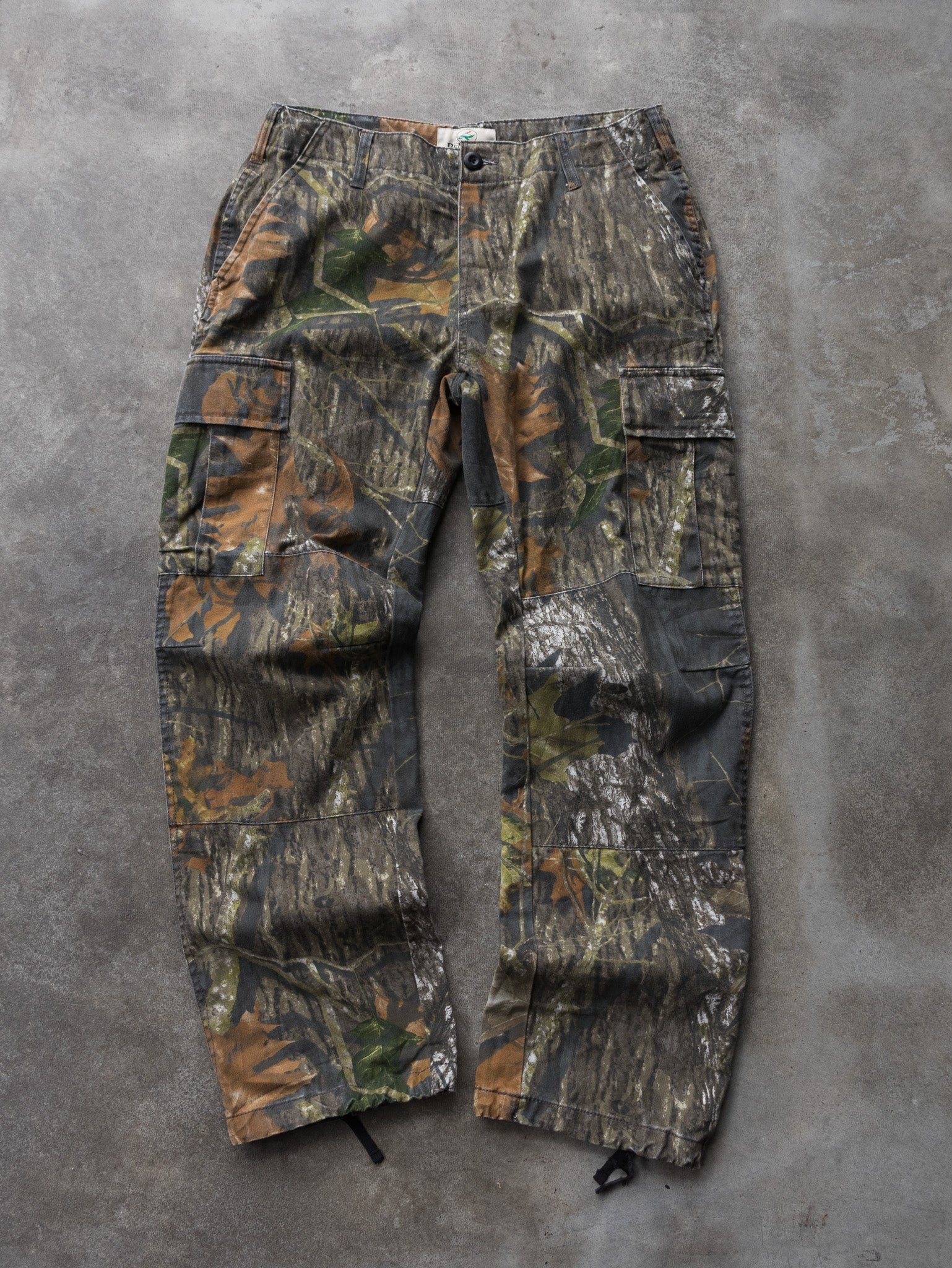 Vintage Redhead For Her Cargo Camo Pants (Women's M)