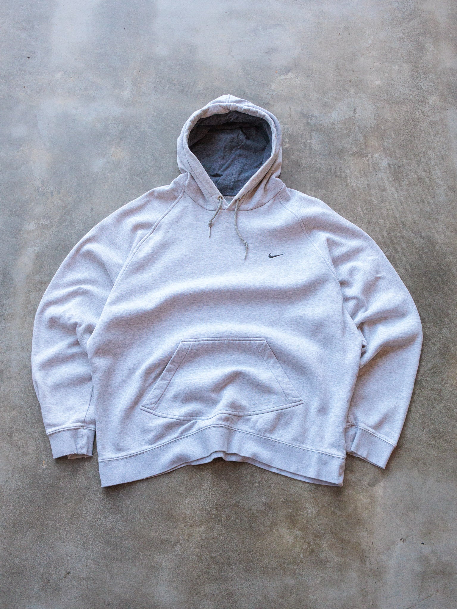 Vintage Light Grey Nike Hoodie (XL)