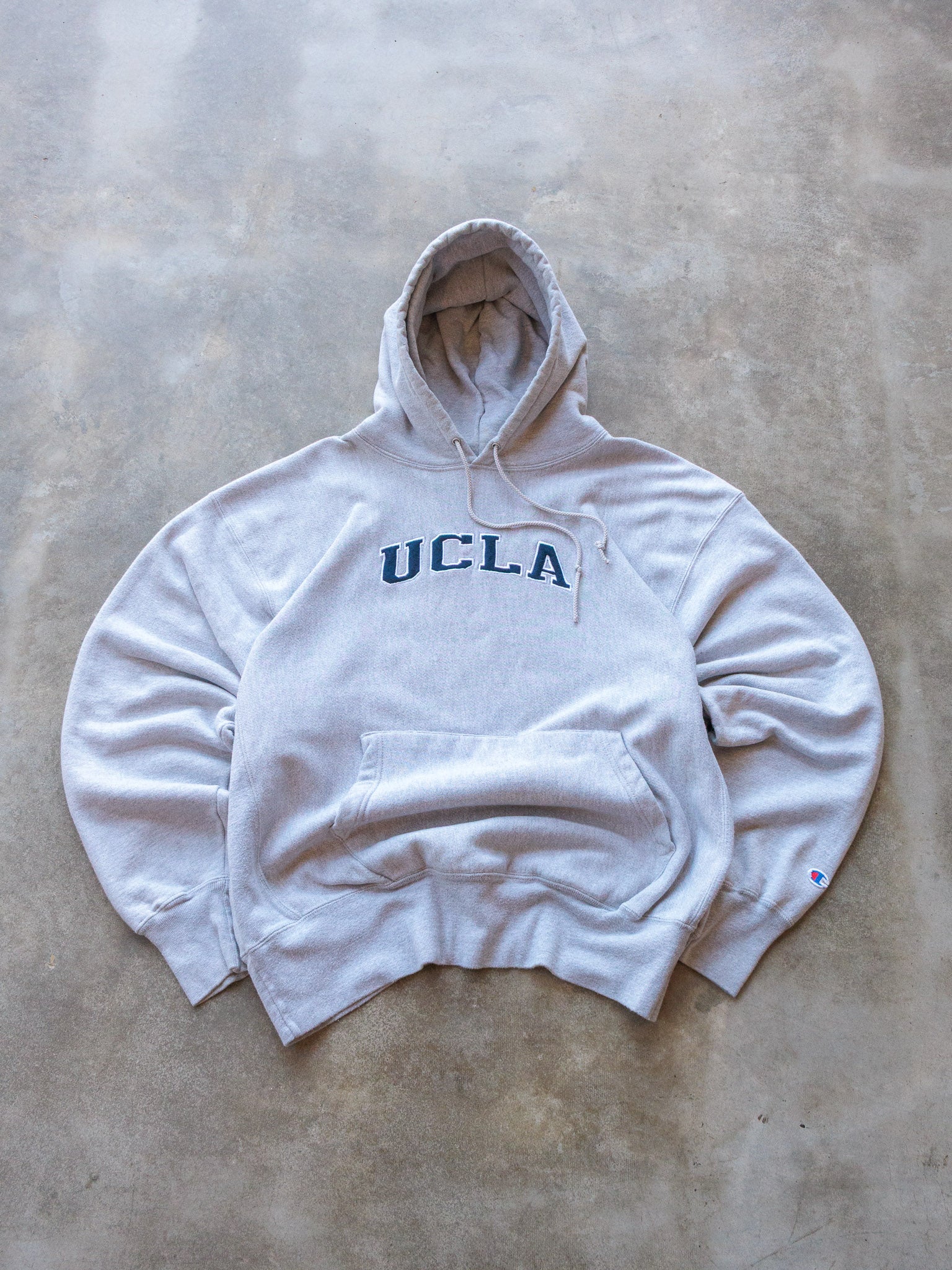 Vintage 00s Champion UCLA Spell Out Hoodie (XL)
