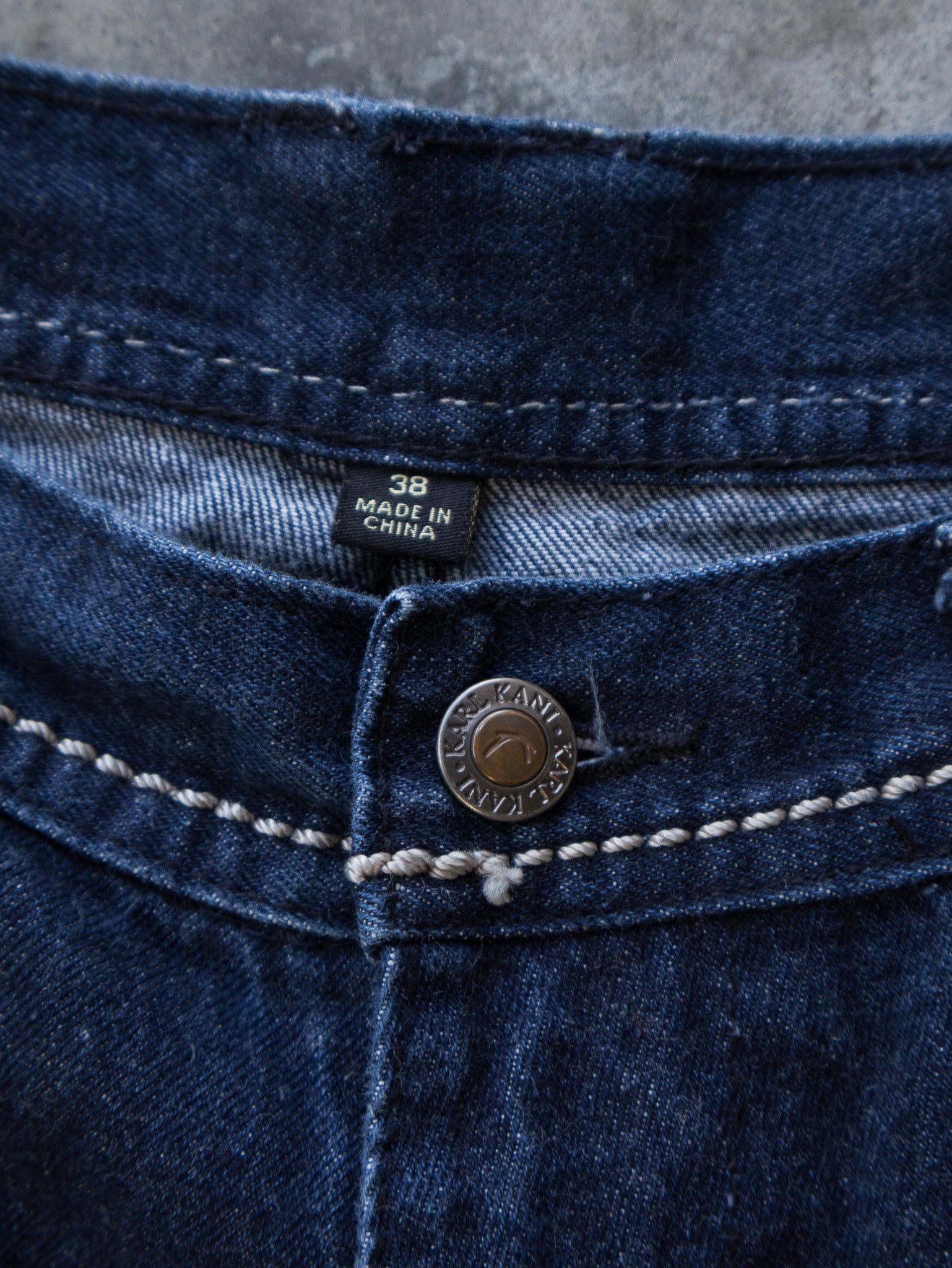 Vintage Dark Wash Karl Kani Denim Jorts (W38)