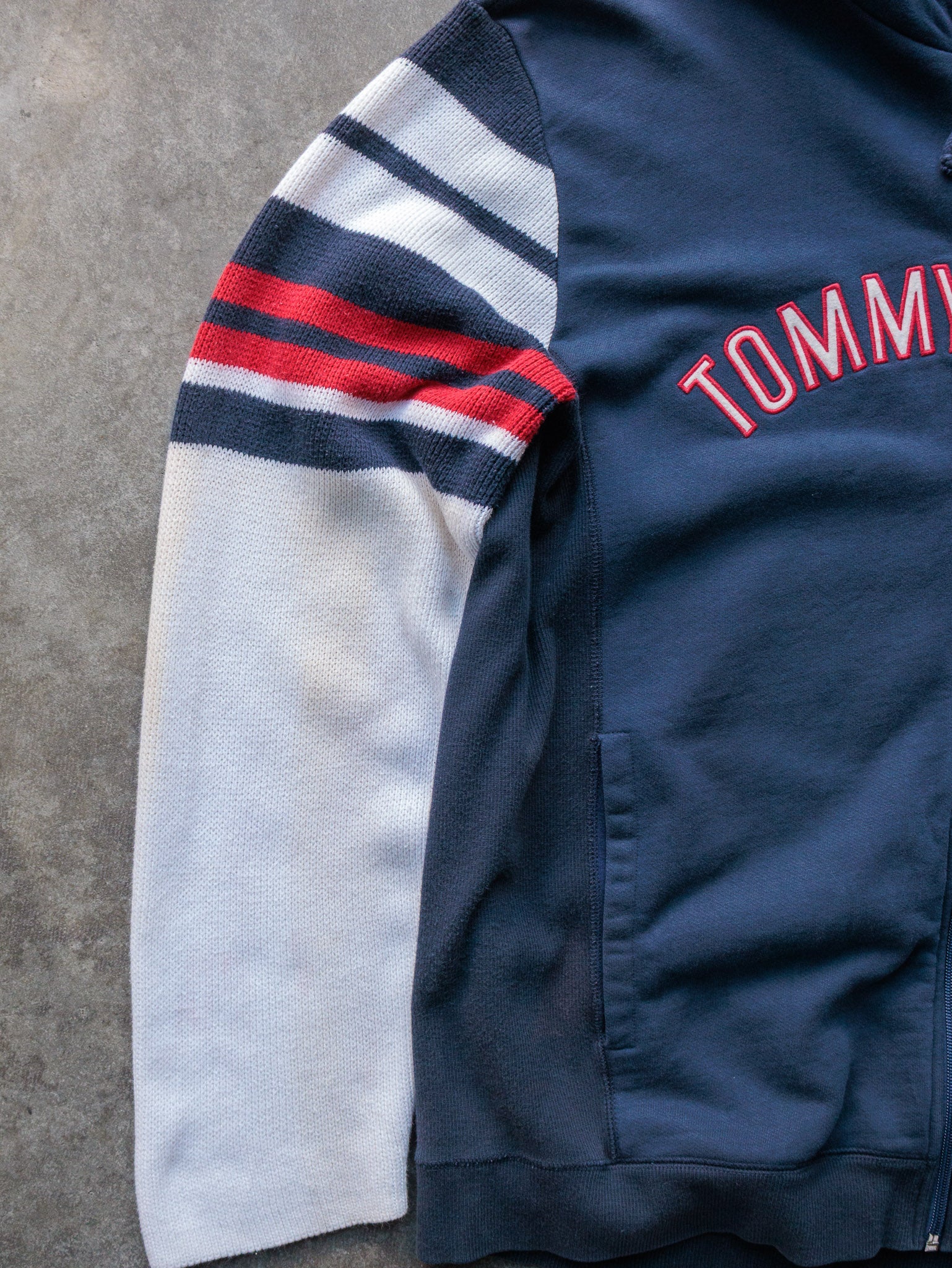 Vintage 90s Navy Tommy Hilfiger Zip Hoodie (M)