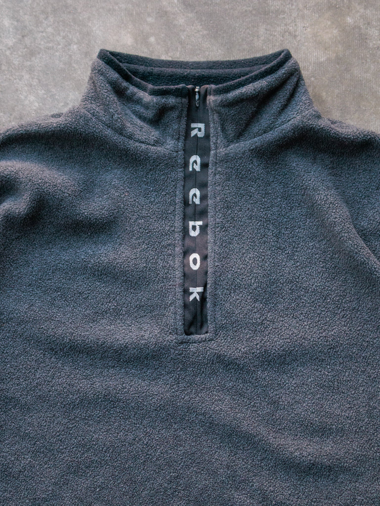 Vintage 90s Grey Reebok Quarter Zip Fleece Sweatshirt (XL)