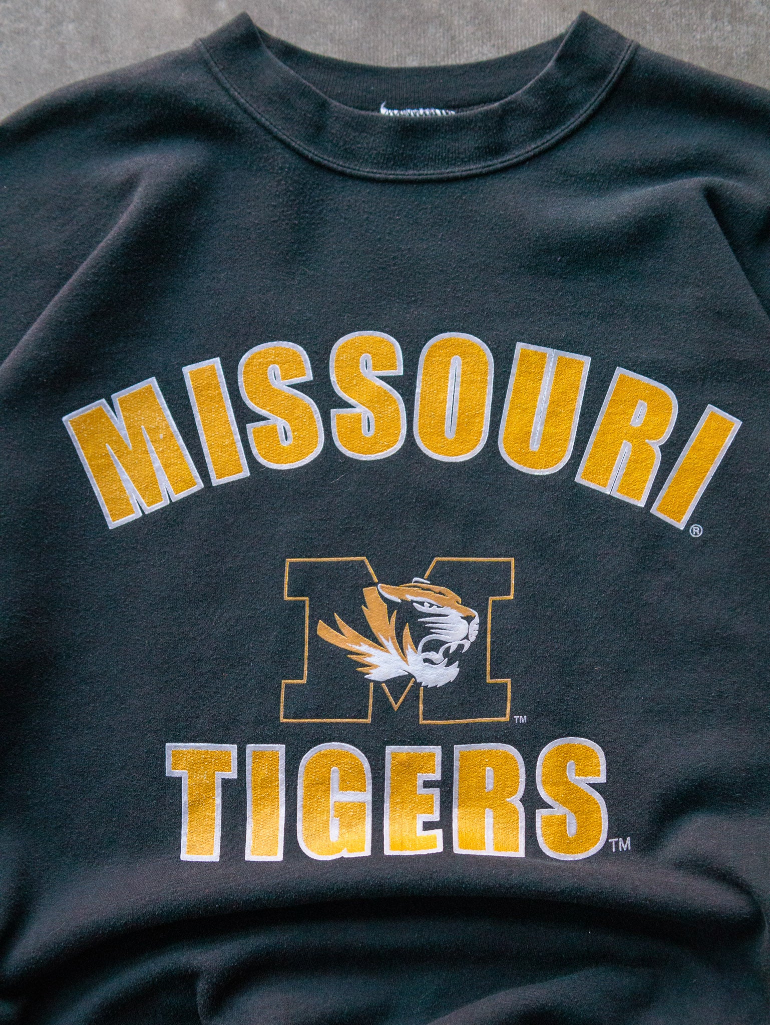 Vintage 00s Black Missouri Tigers Sweatshirt (L)