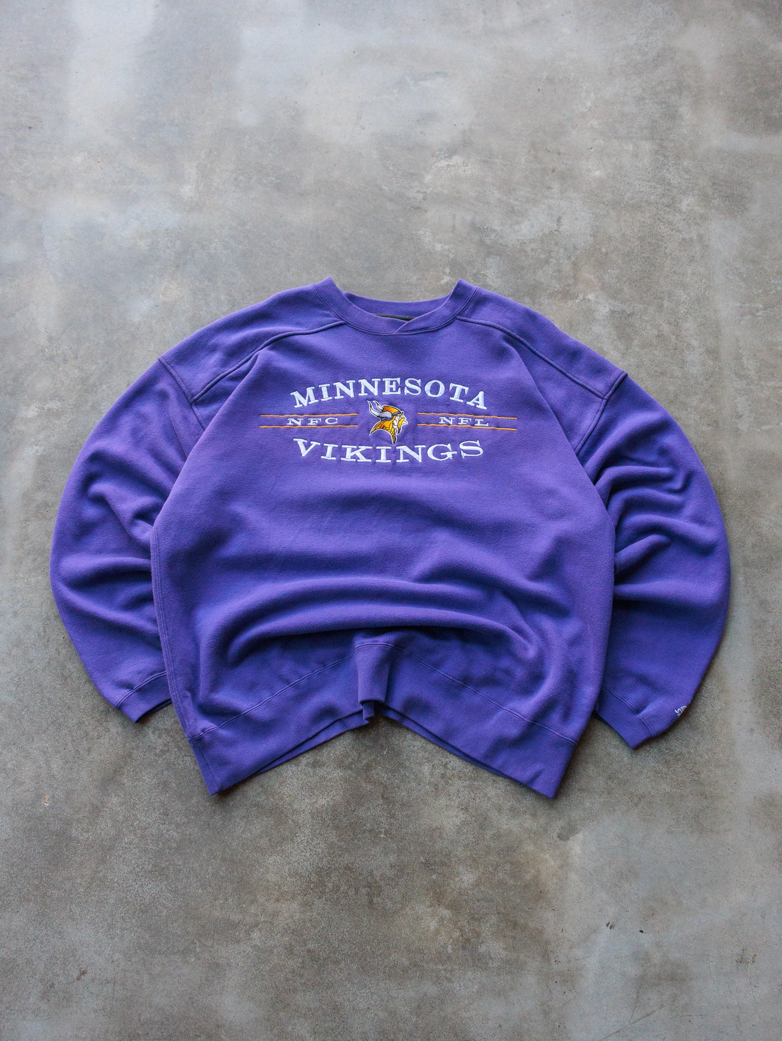 Vintage 90s Starter Minnesota Vikings Sweatshirt (XL)