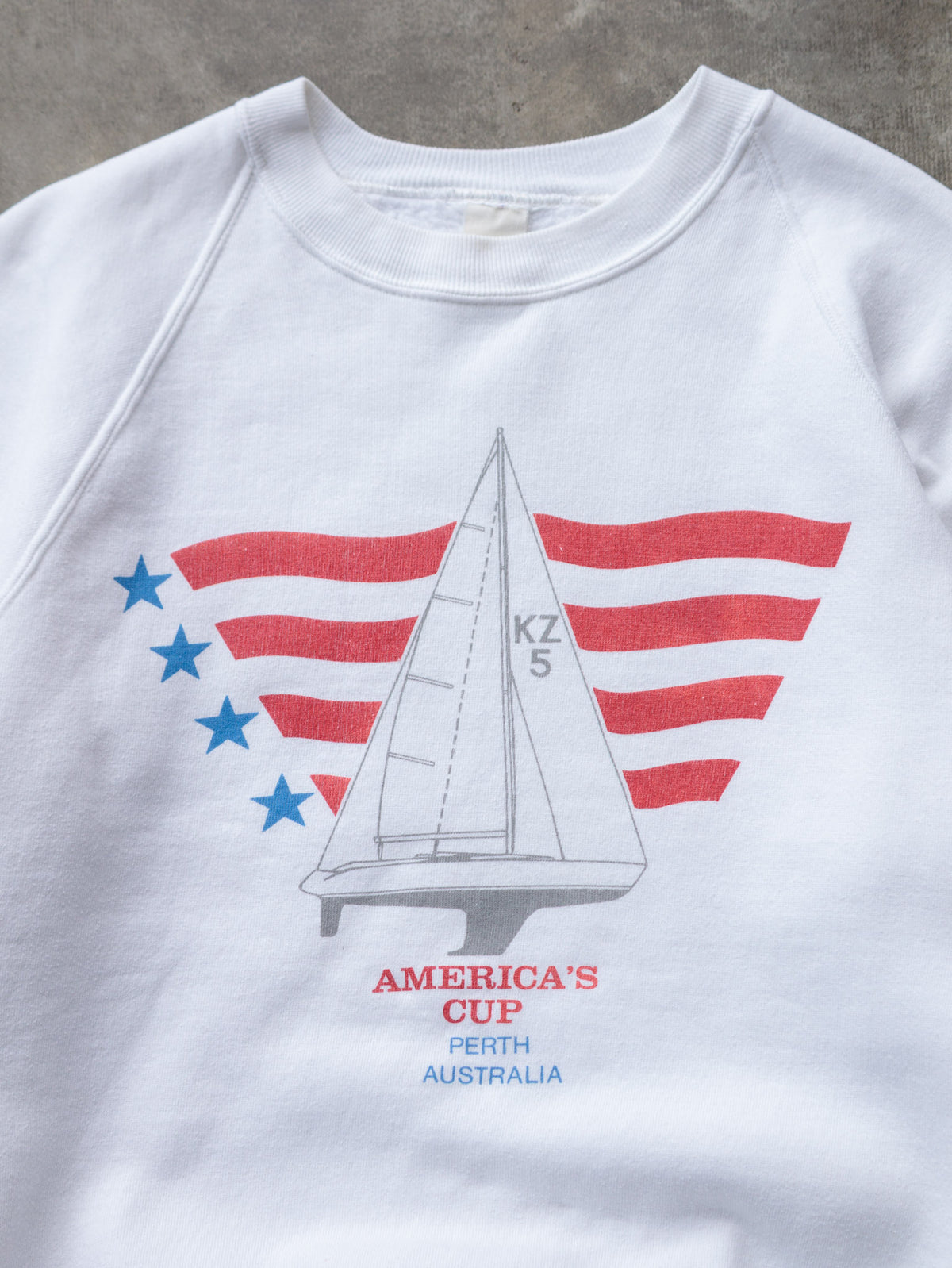 Vintage 80s White America's Cup Perth Australia Sweatshirt (-)
