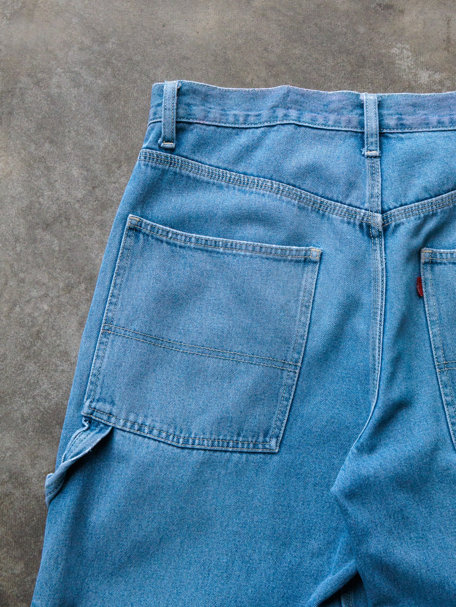 Vintage 90s Light Wash Levi's Carpenter Pants (W33)