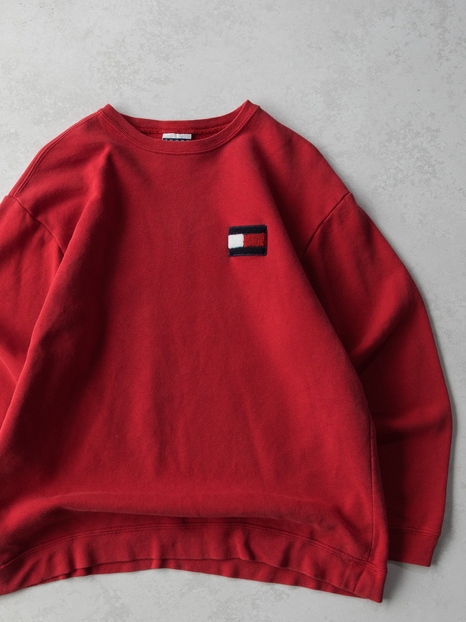 Vintage Tommy Hilfiger Logo Sweatshirt (M)
