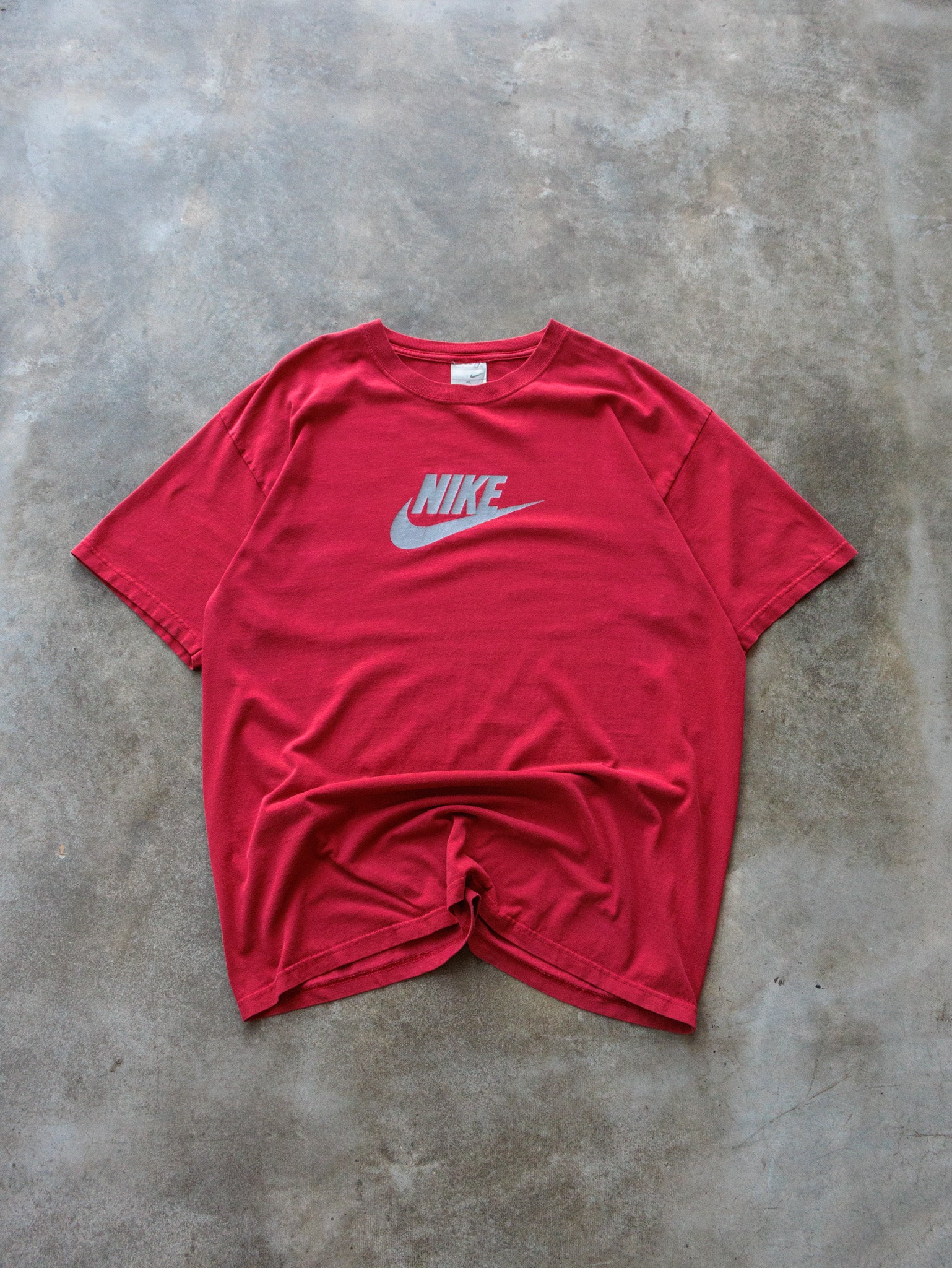 Vintage 00s Red Nike Tee (XL)