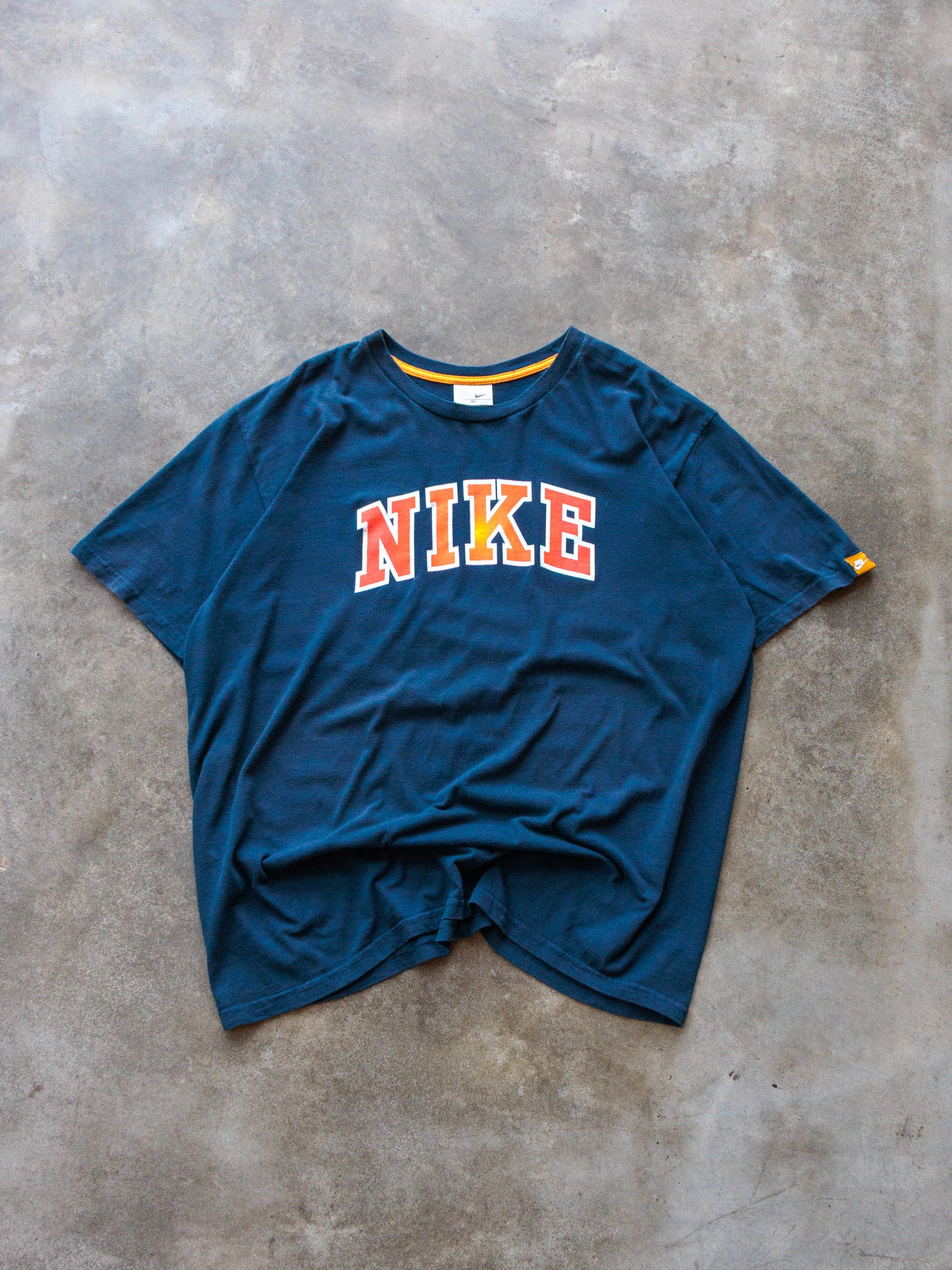 Vintage 00s Navy Nike Tee (XL)