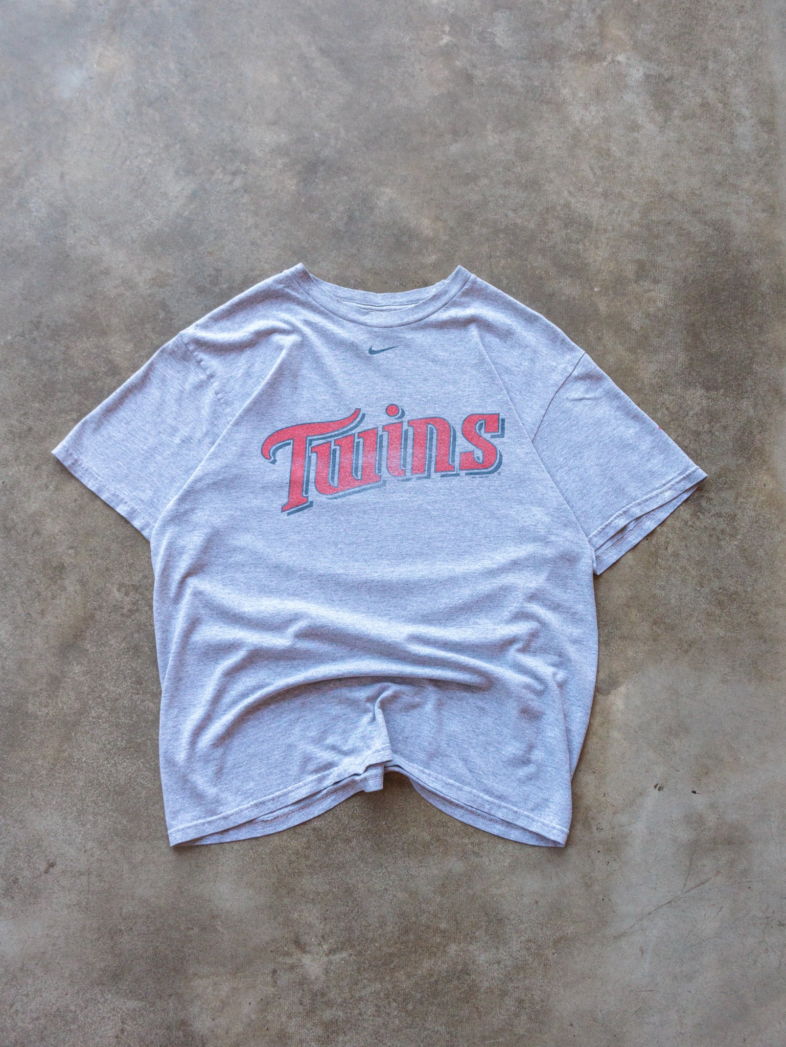 Vintage 00s Grey Nike Minnesota Twins Tee (S)