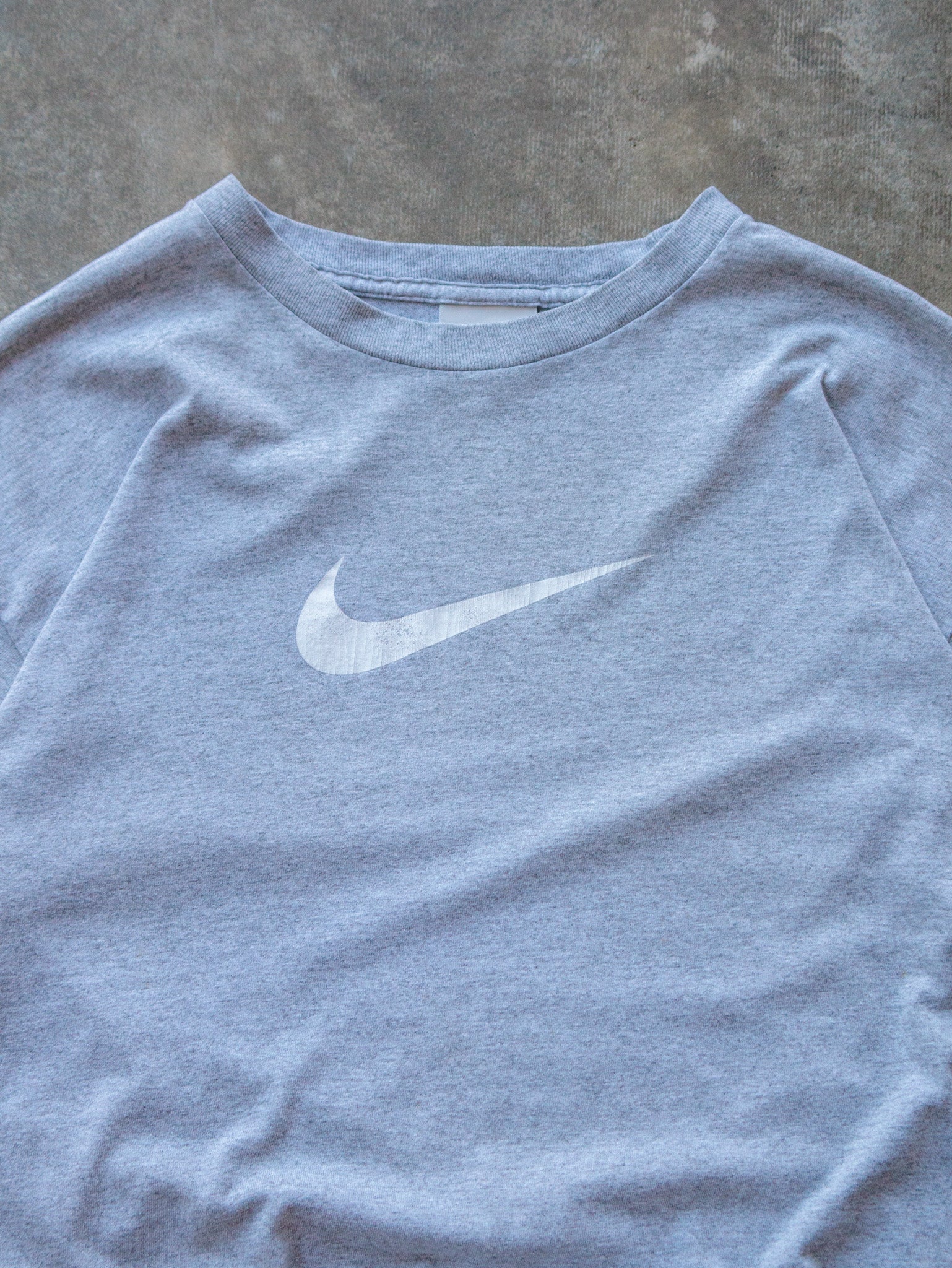 Vintage 00s Grey Nike Swoosh Tee (XL)