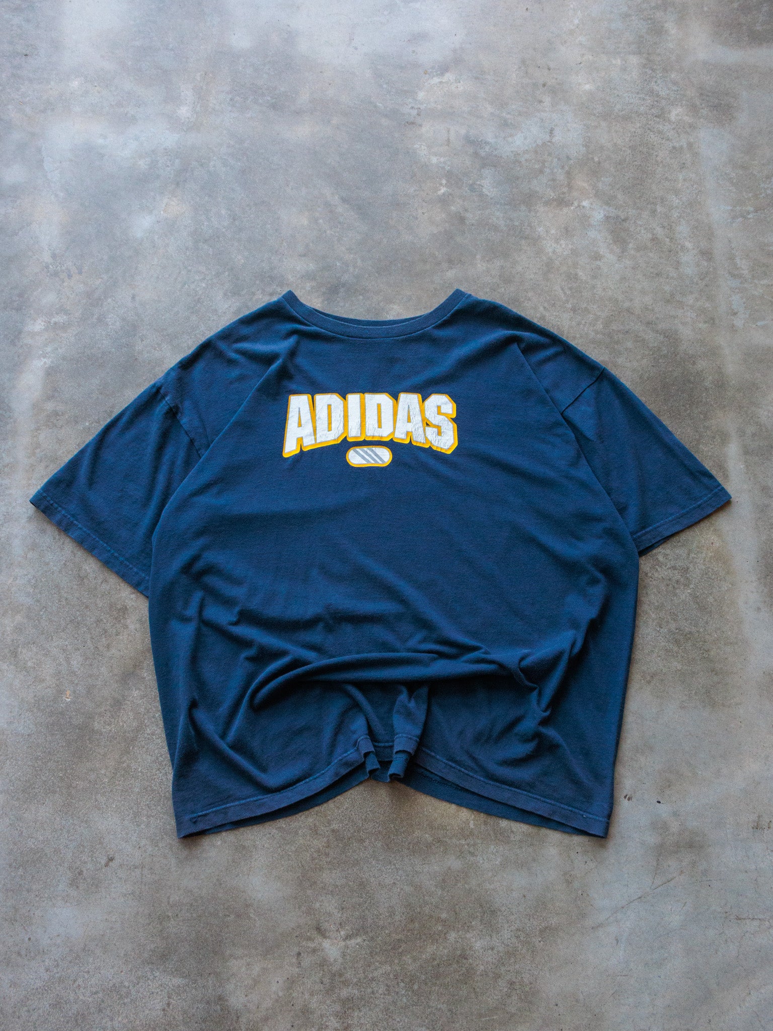 Vintage 00s Navy Adidas Tee (2XL)