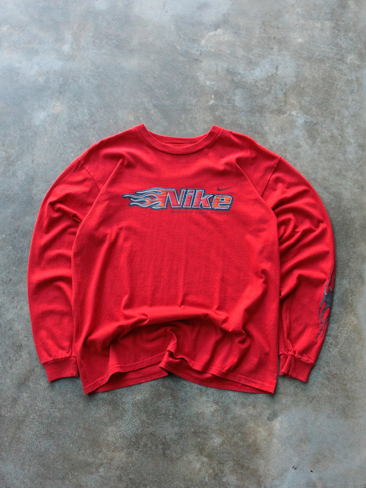 Vintage 00s Red Nike Flame Long Sleeve (18-20Y)