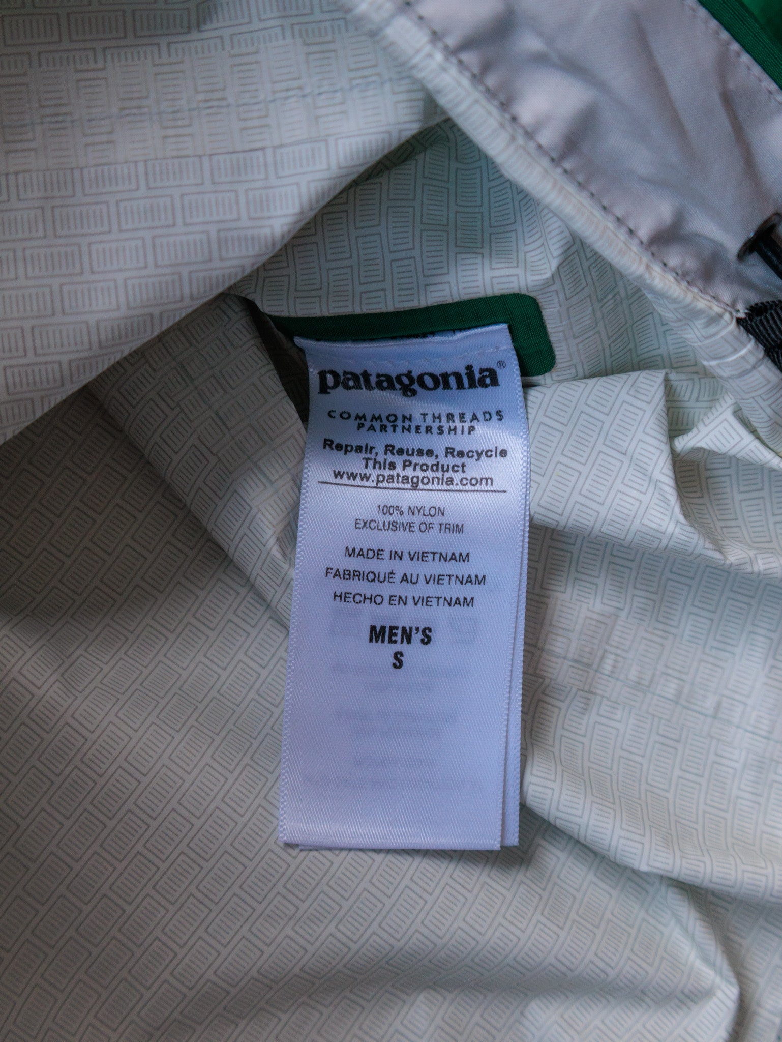 Vintage Green Patagonia Torrentshell H2No Jacket (S)