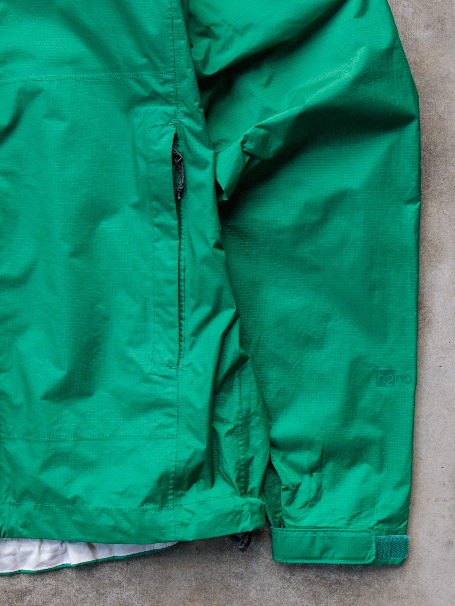 Vintage Green Patagonia Torrentshell H2No Jacket (S)