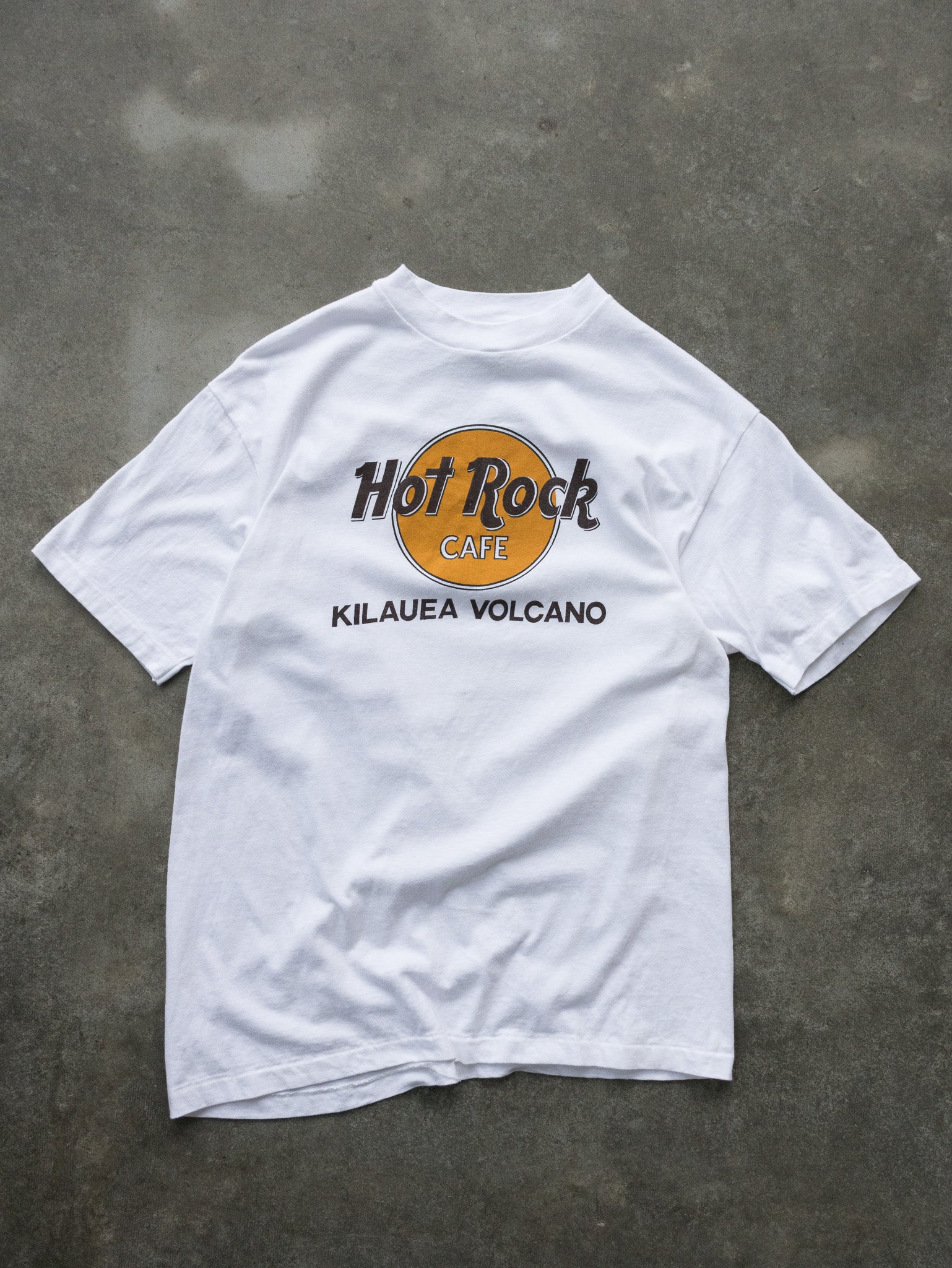 Vintage Hot Rock Cafe Kilauea Volcano Tee (M)
