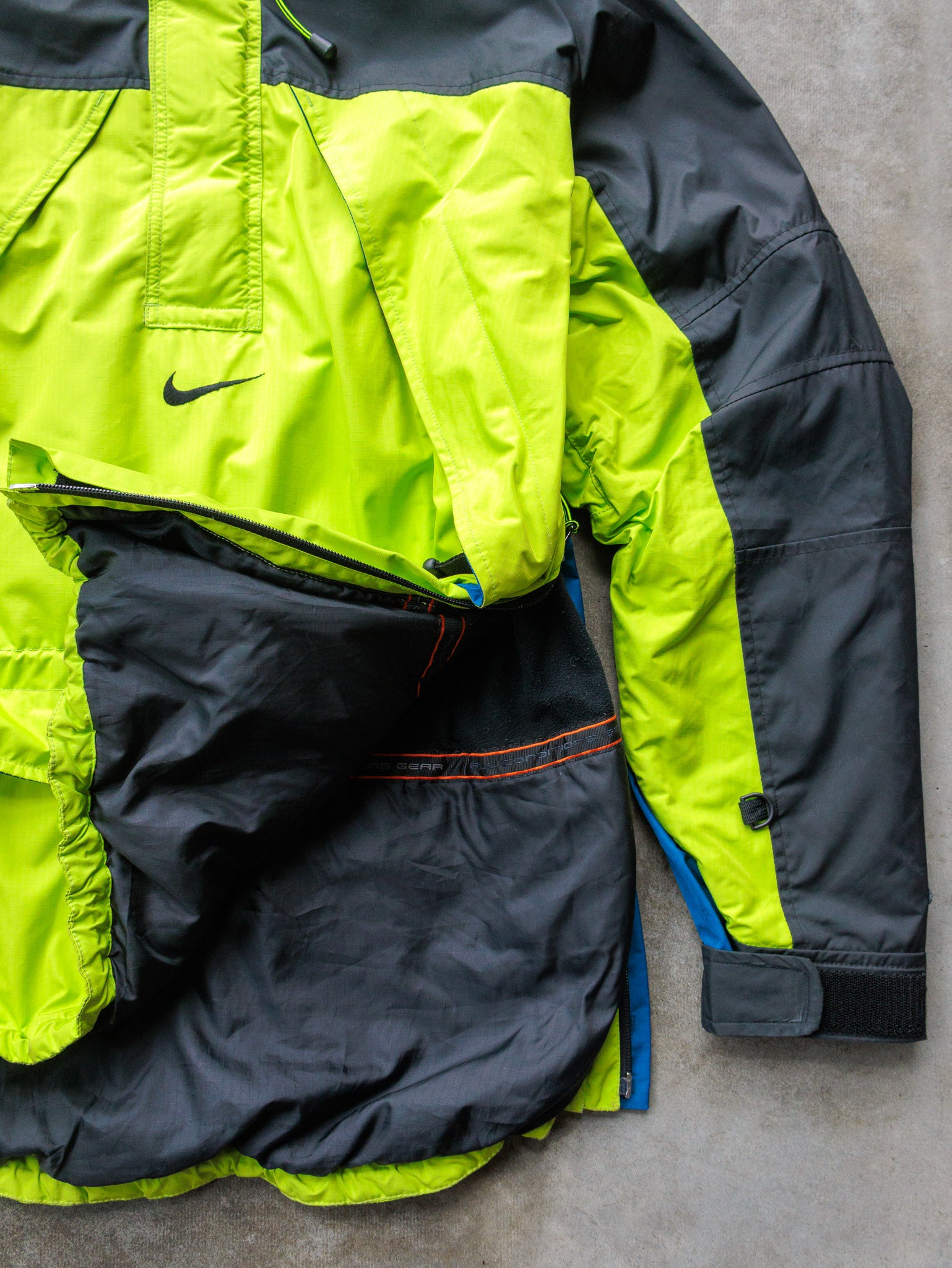 Vintage 00s Grey & Lime Nike ACG Clima-FIT Hooded Anorak Jacket (L)
