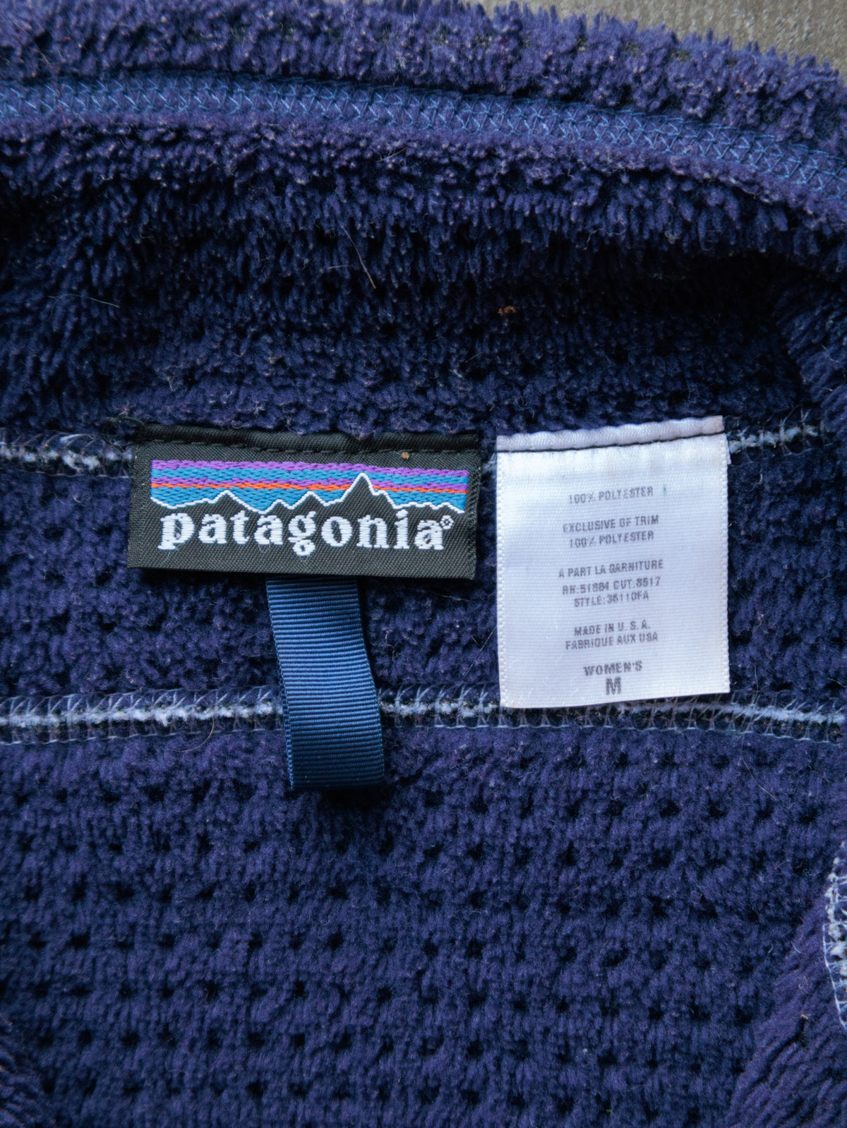 Vintage 00s Purple Patagonia Fleece Jacket (Women's M)