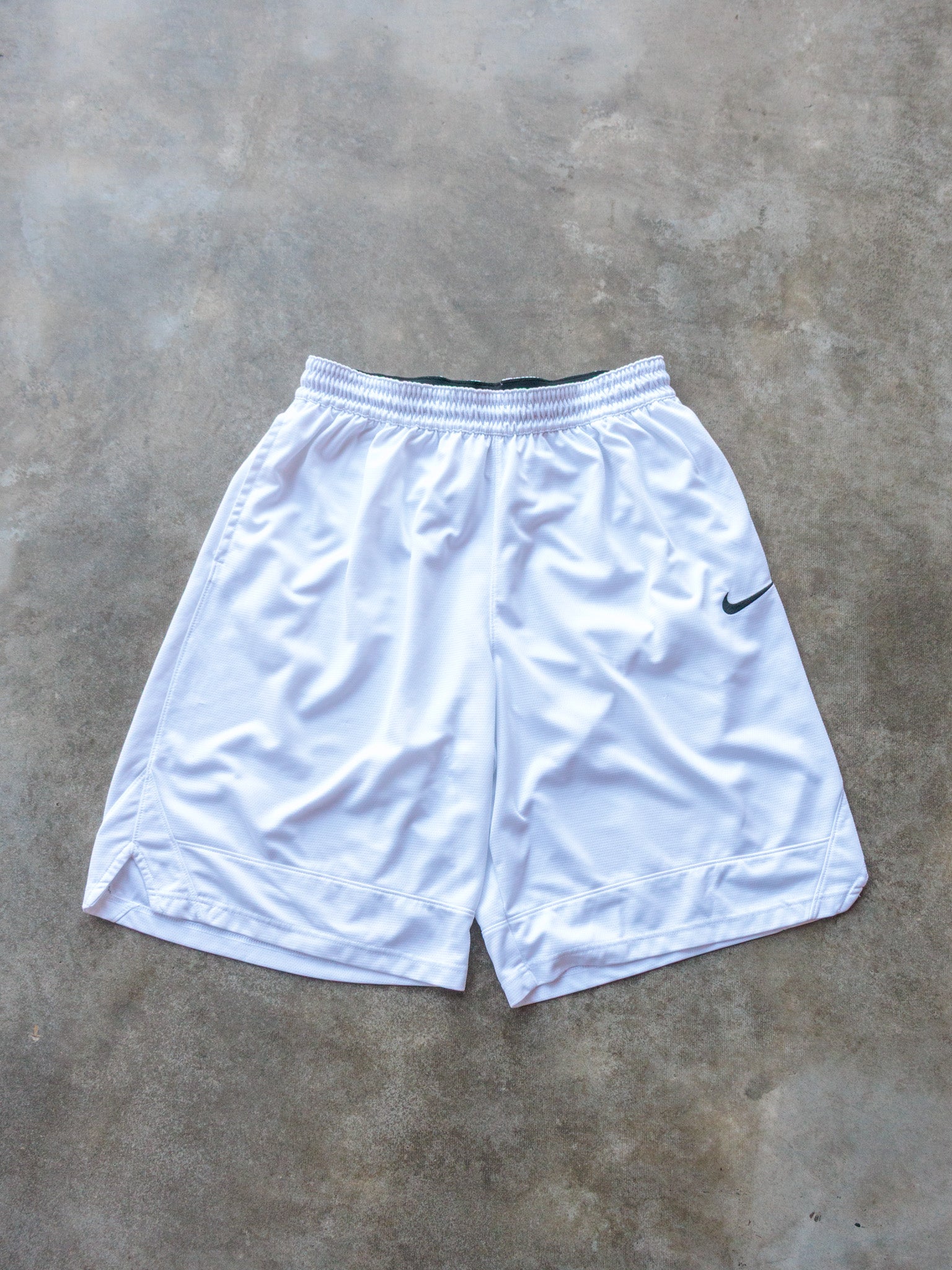 Vintage White Nike Shorts (2XL)